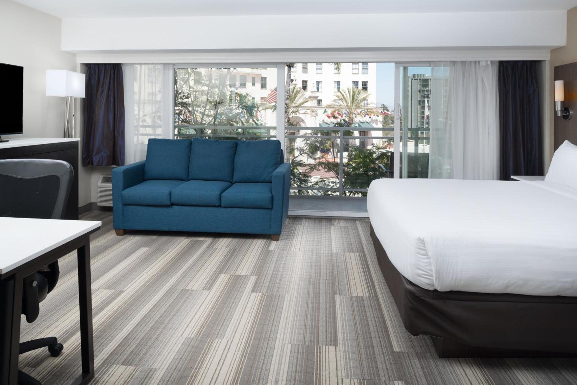 Holiday Inn Express - Downtown San Diego by IHG photo 39