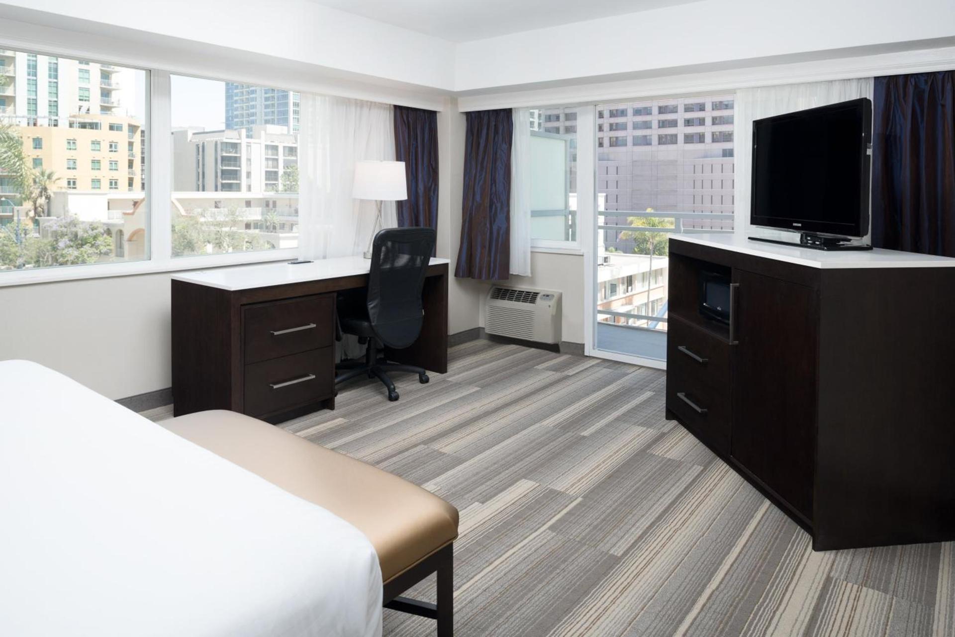 Holiday Inn Express - Downtown San Diego by IHG photo 46