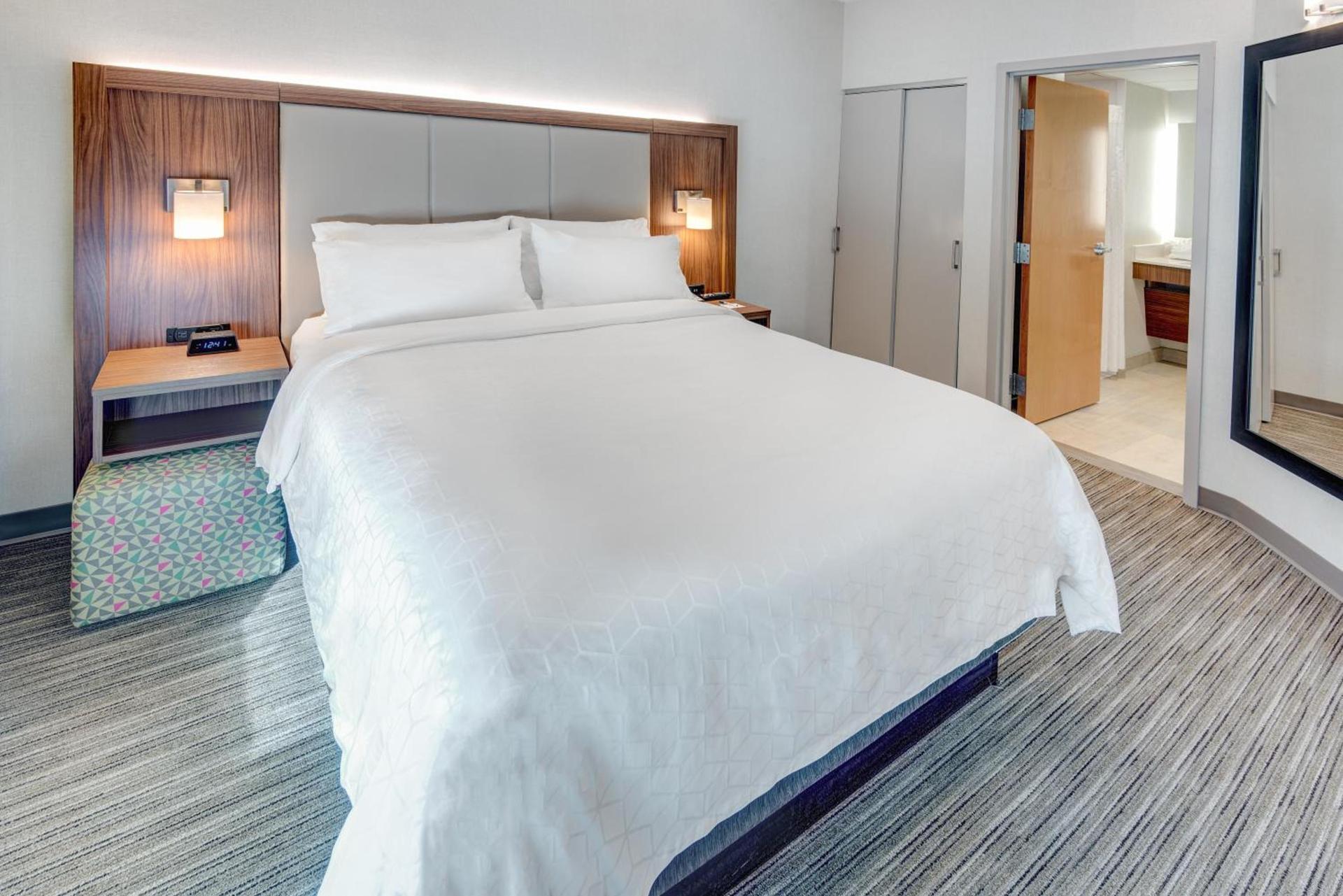 Holiday Inn Express & Suites West Long Branch - Eatontown by IHG photo 36