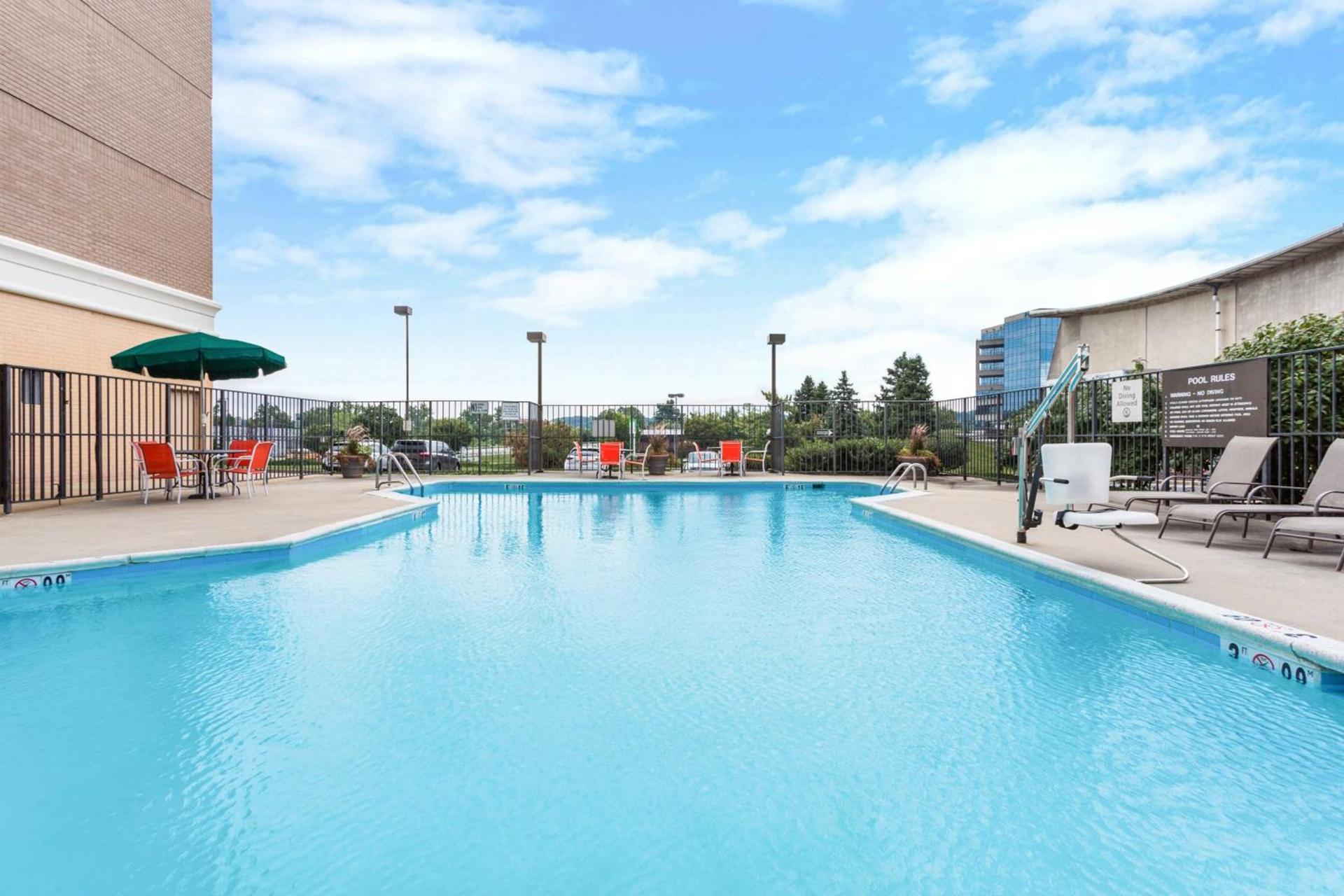 Holiday Inn Timonium by IHG photo 5