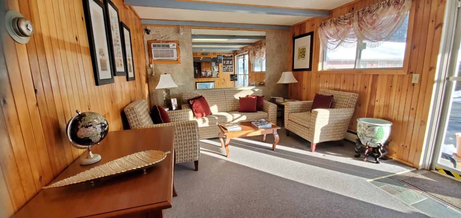 Red Ranch Inn photo 31