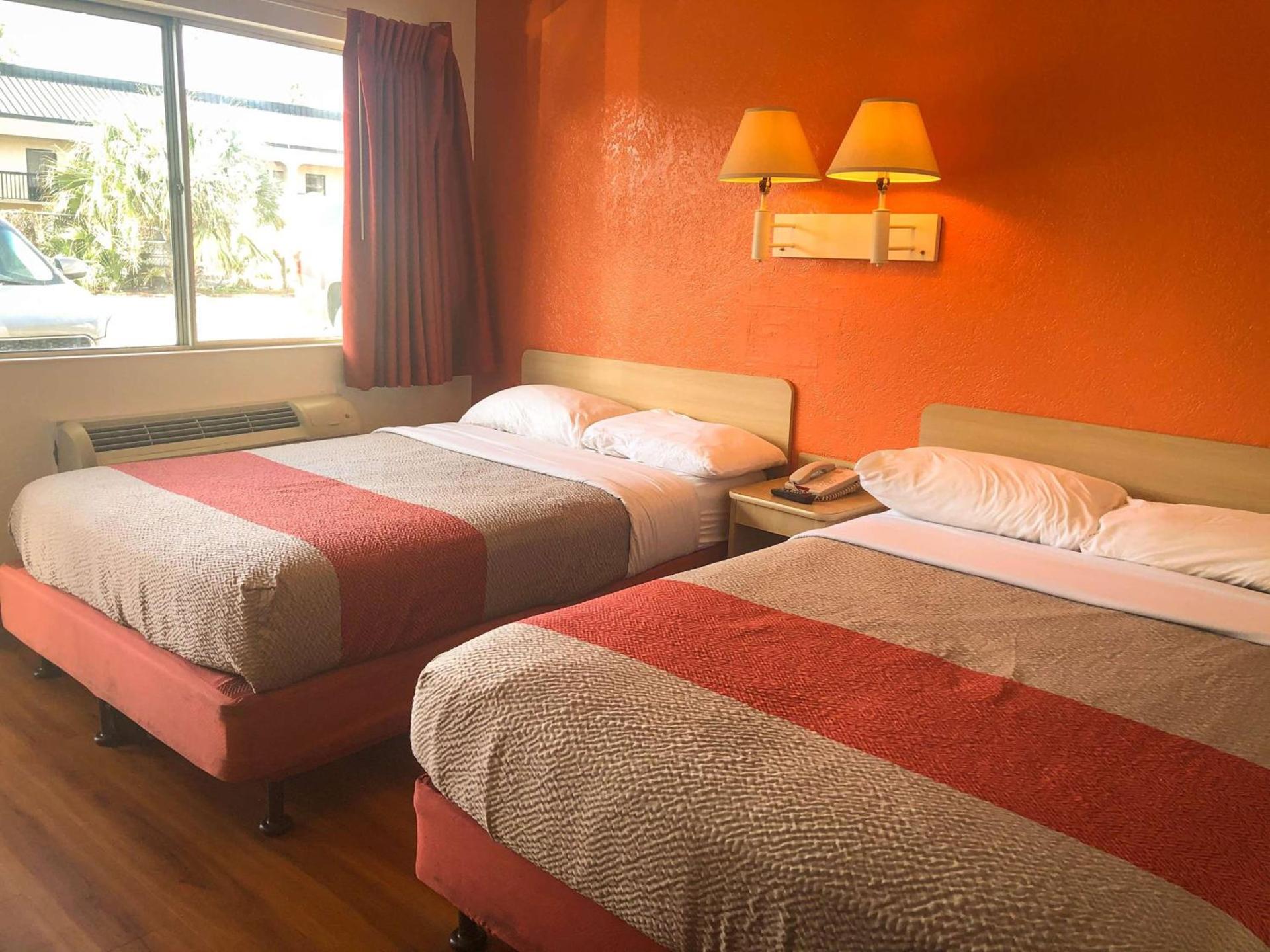Motel 6-Jacksonville, FL - Orange Park photo 13