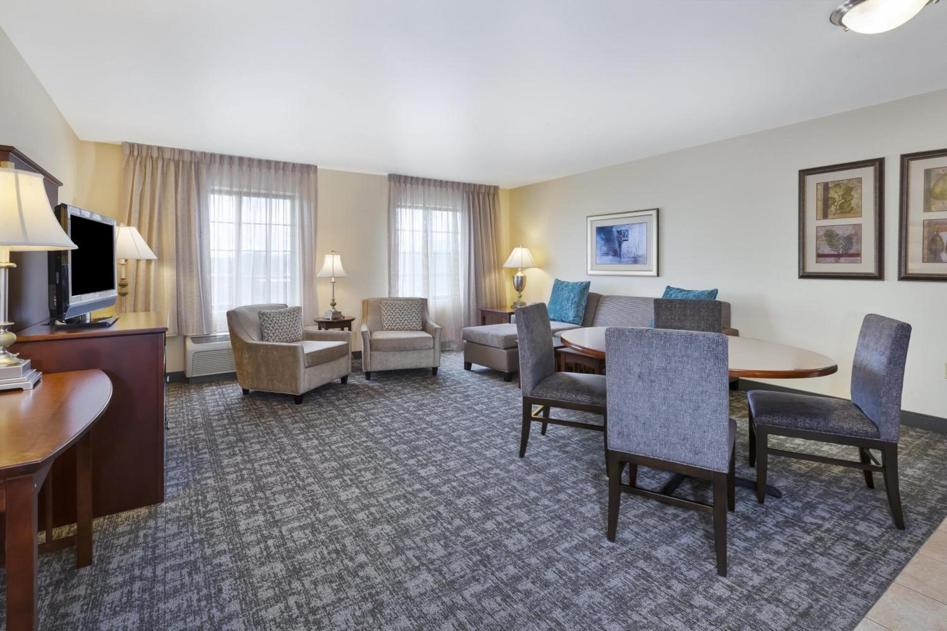 Staybridge Suites Lansing-Okemos by IHG photo 43