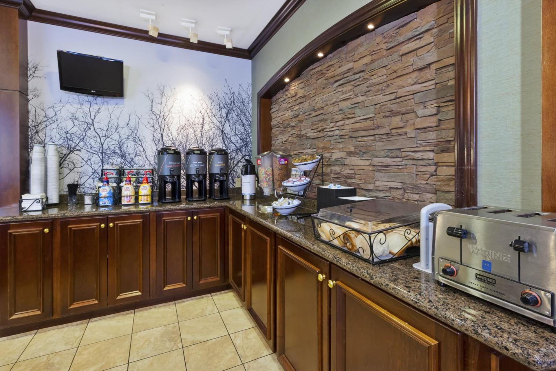 Staybridge Suites Lansing-Okemos by IHG photo 16