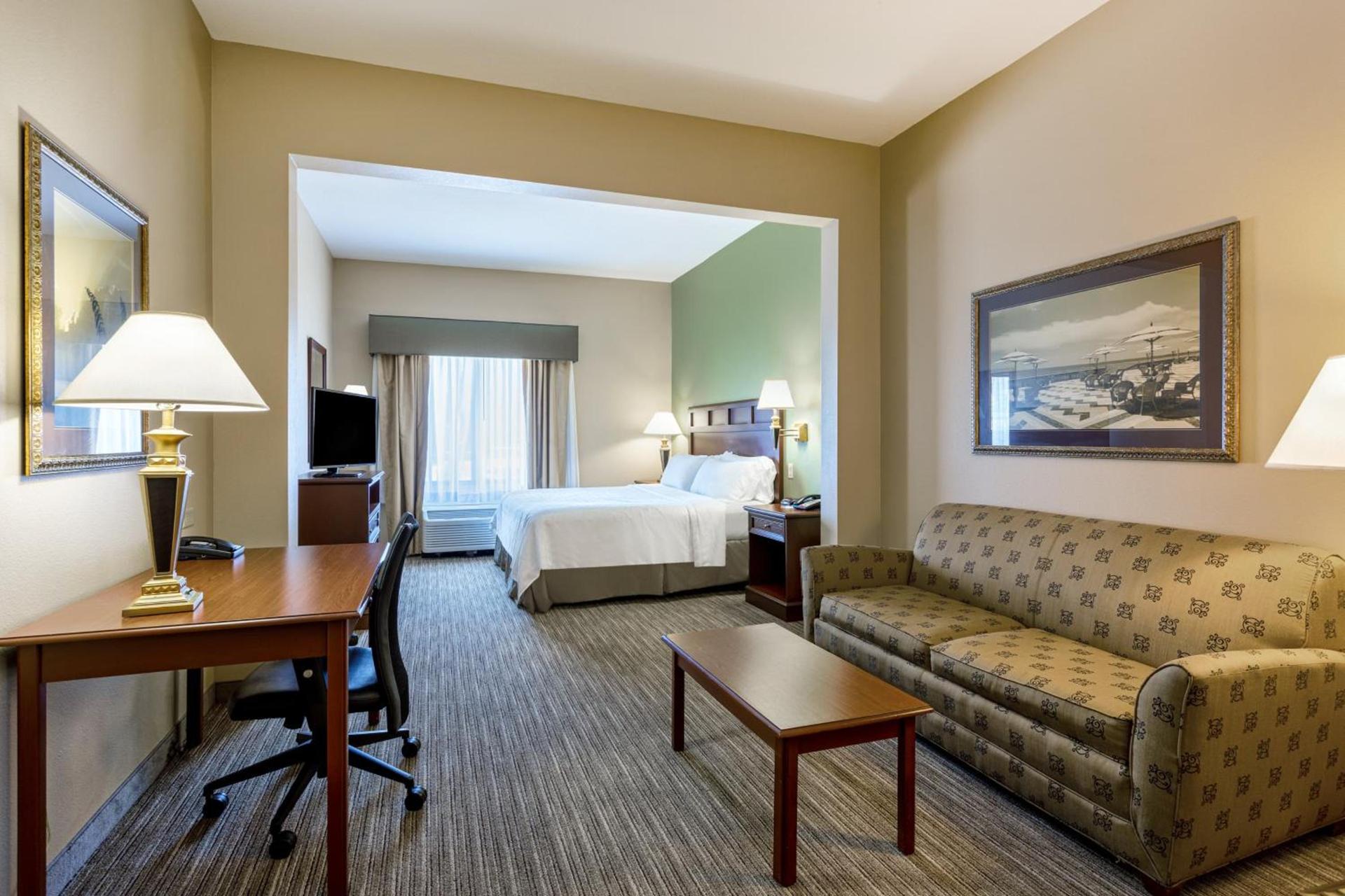 Holiday Inn Express & Suites Bradenton East-Lakewood Ranch by IHG photo 25