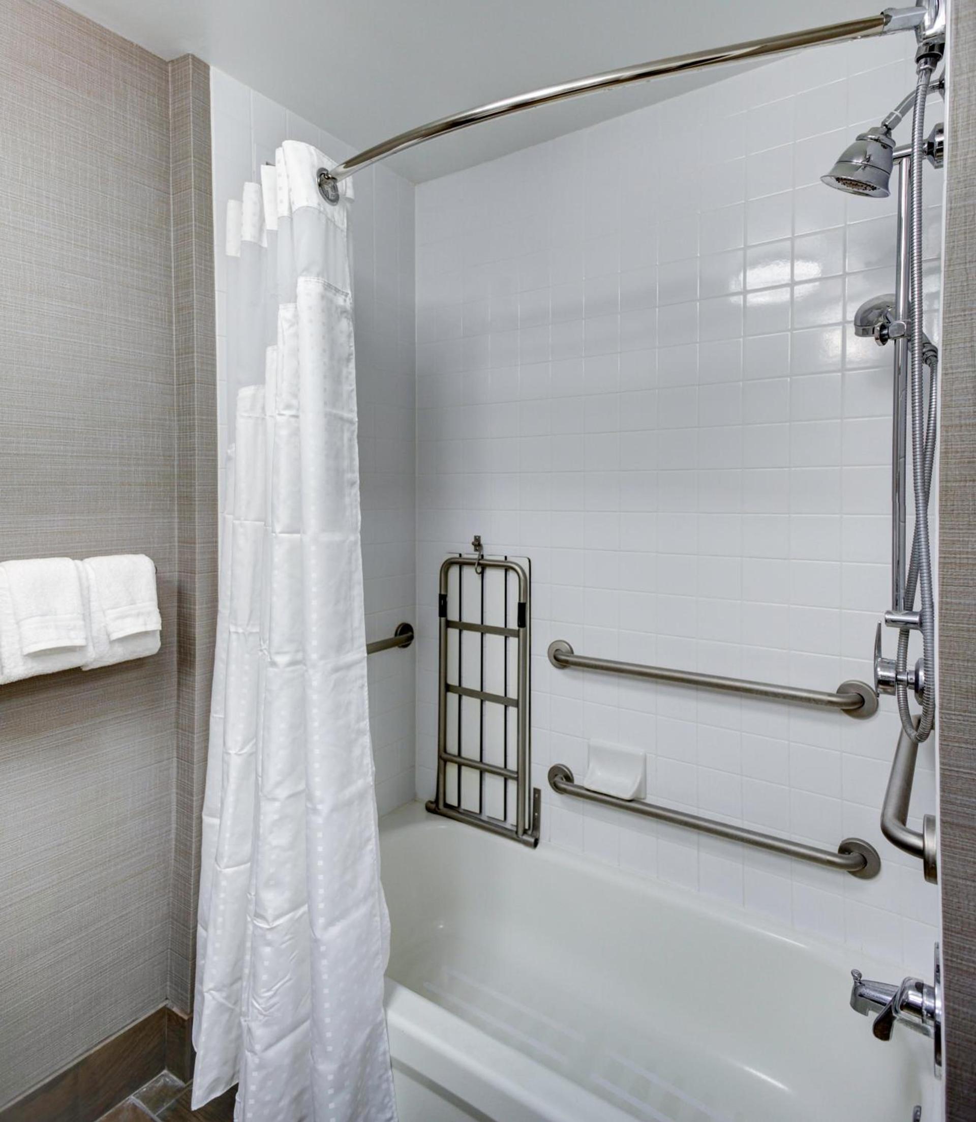 Holiday Inn Savannah Historic District by IHG photo 31
