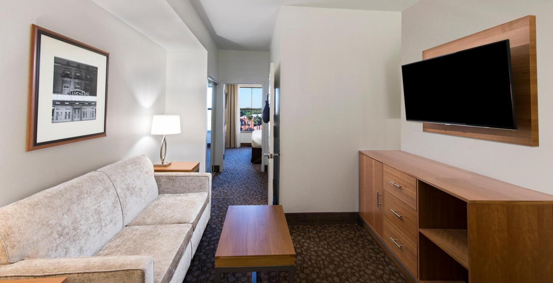 Holiday Inn Savannah Historic District by IHG photo 28