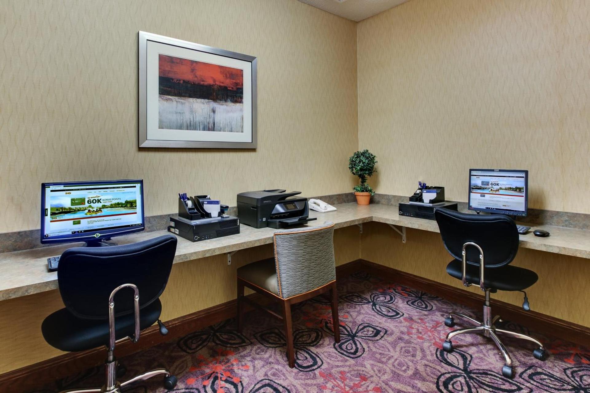 Holiday Inn Express Hotel & Suites Lancaster-Lititz by IHG photo 7