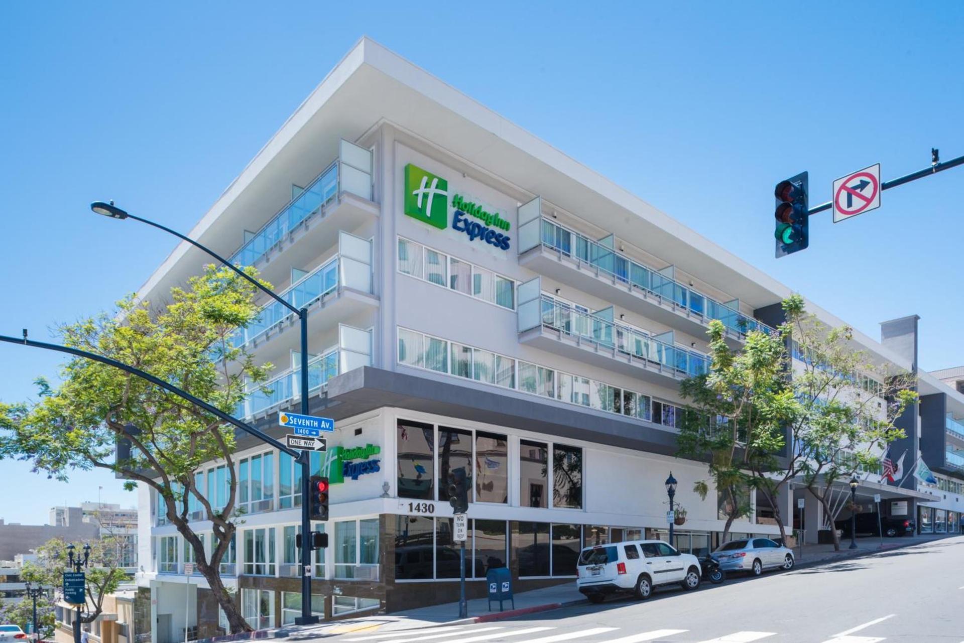 Holiday Inn Express - Downtown San Diego by IHG photo 1
