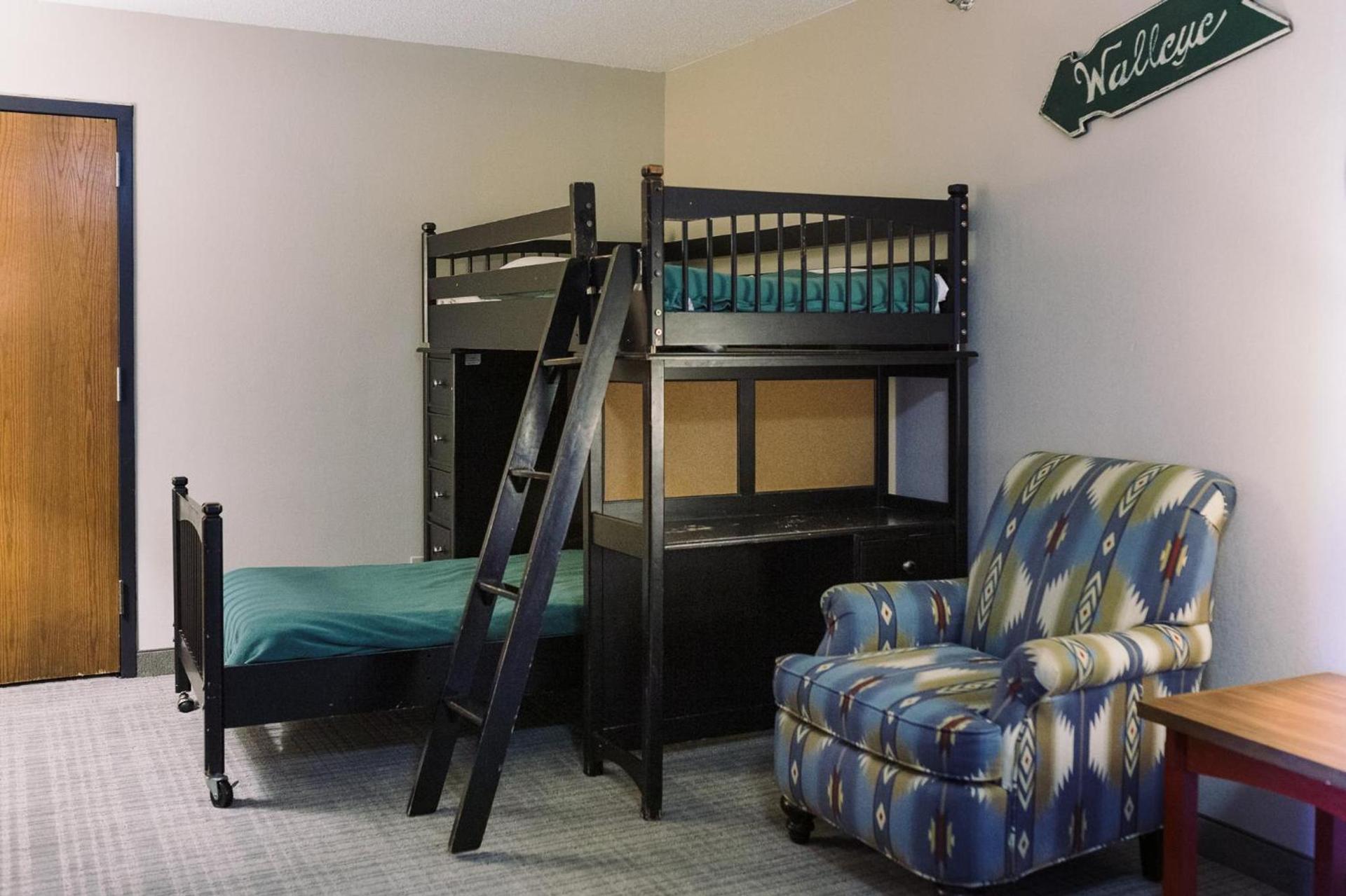 Wildwood Lodge & Suites photo 17