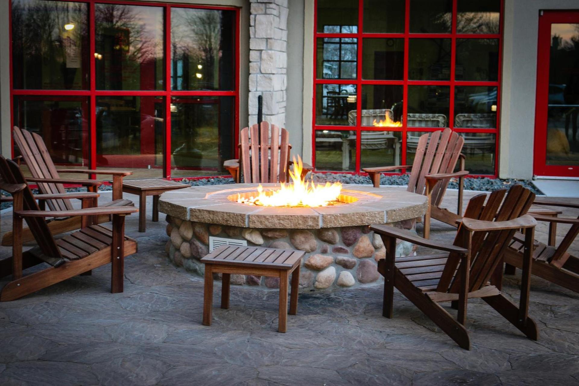 Wildwood Lodge & Suites photo 32