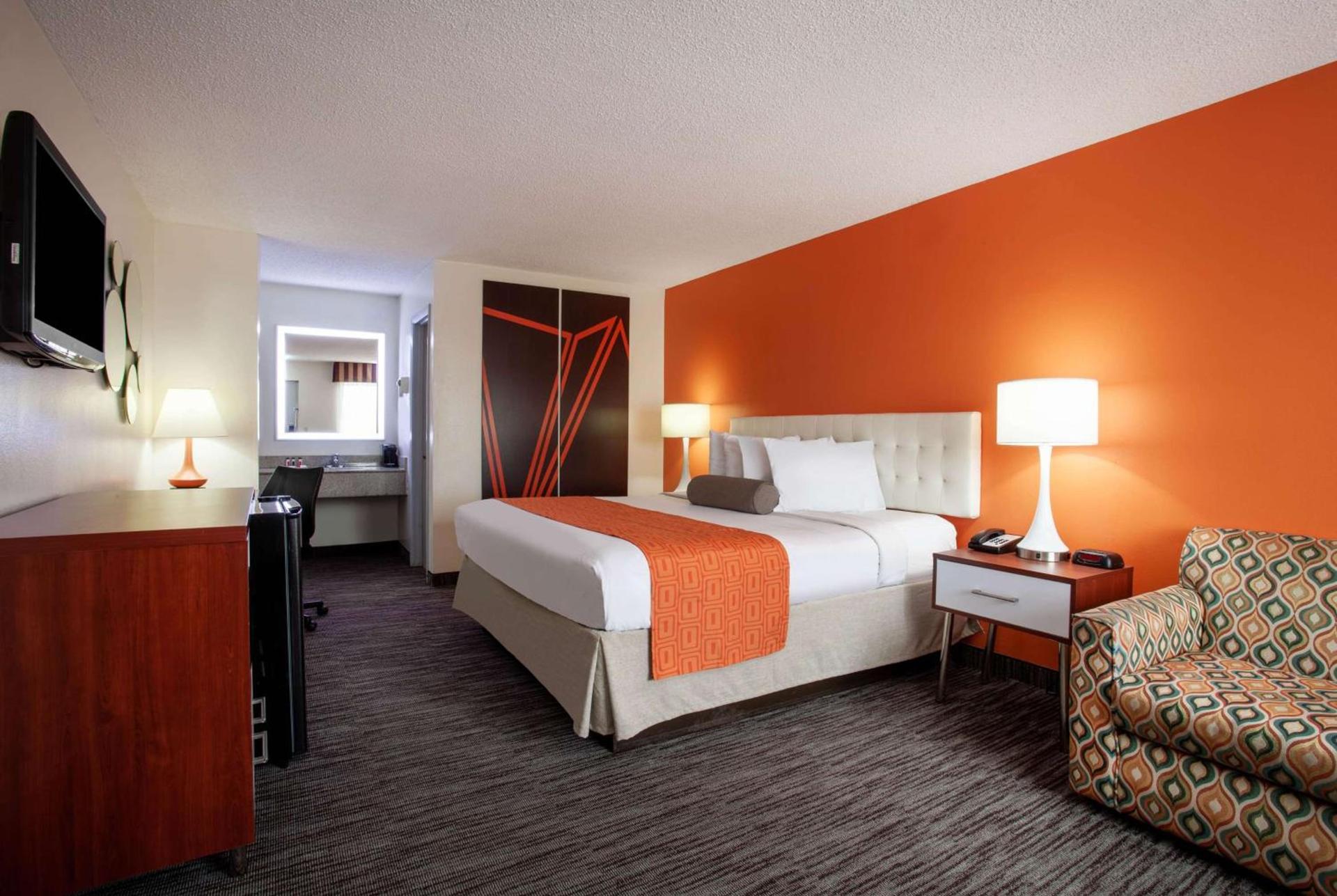 Howard Johnson by Wyndham Vero Beach/I-95 photo 21