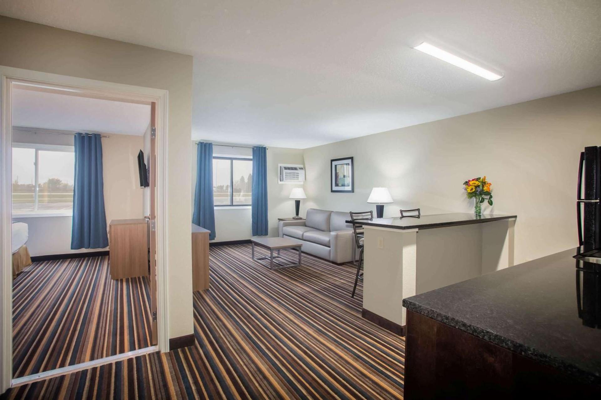 Travelodge by Wyndham Wahpeton photo 6