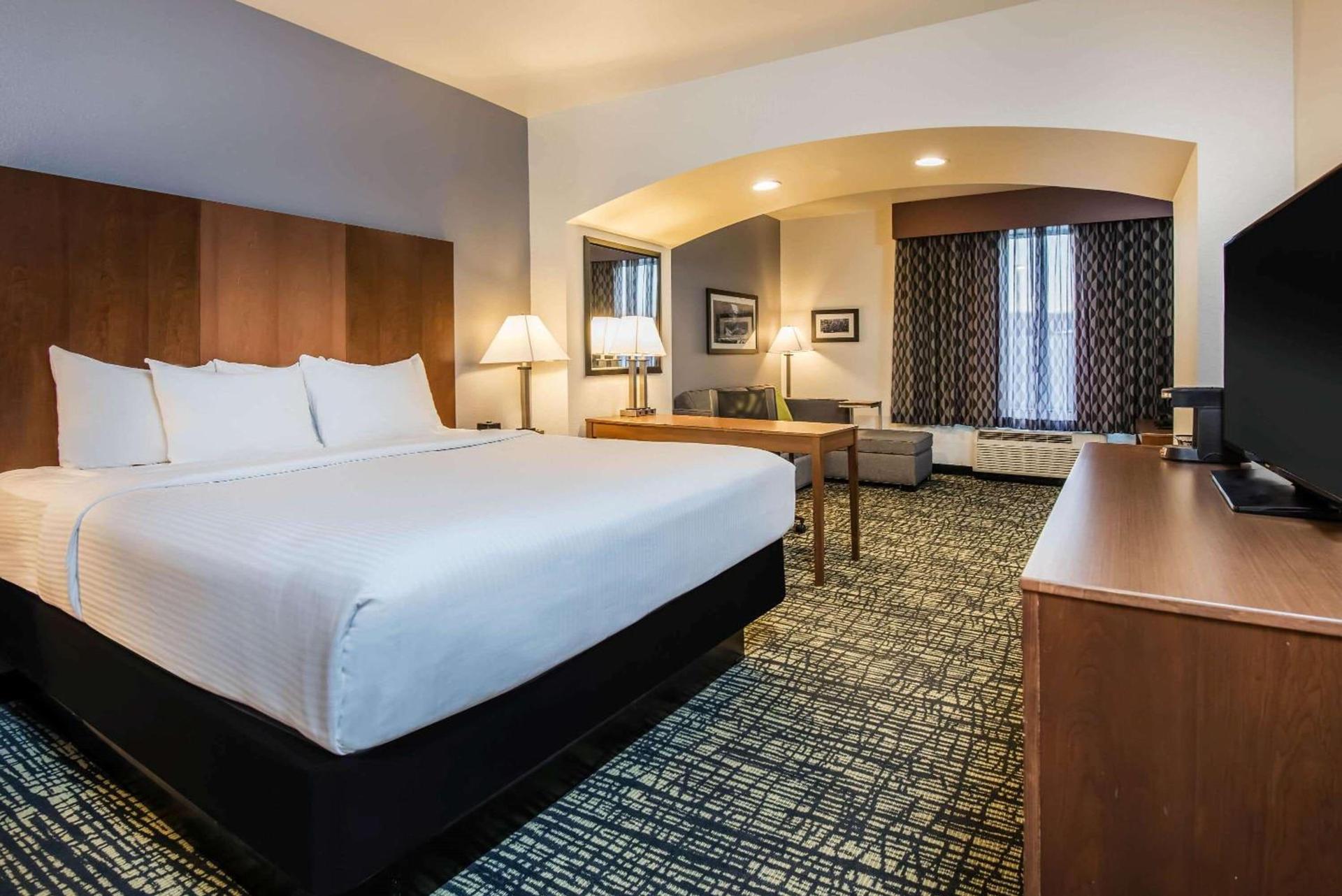 La Quinta by Wyndham Morgantown photo 29