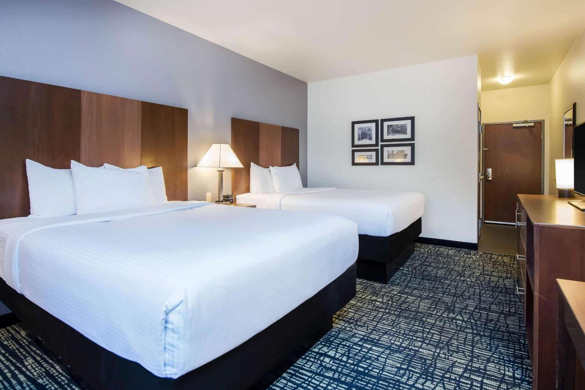 La Quinta by Wyndham Morgantown photo 35