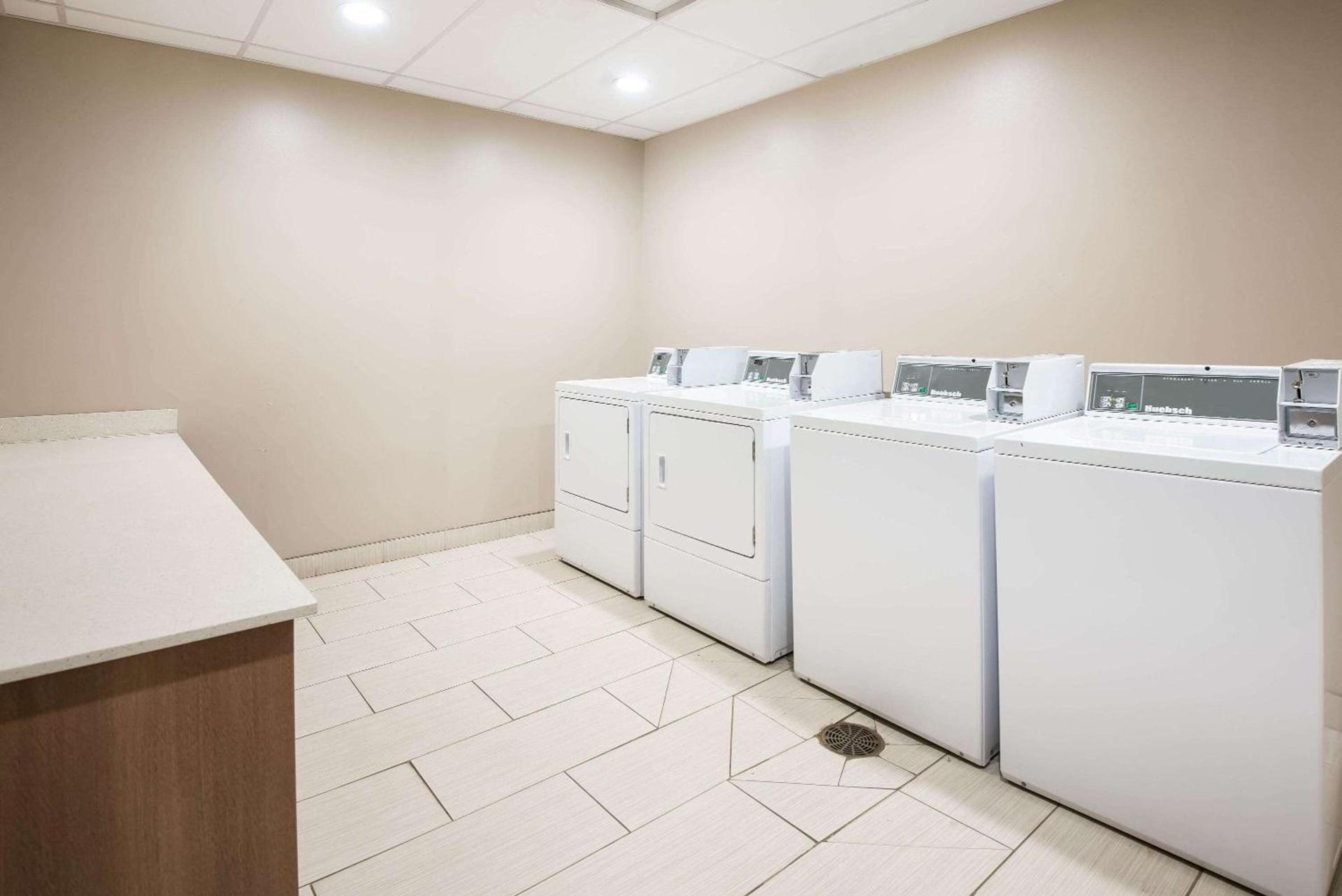 La Quinta by Wyndham Morgantown photo 62