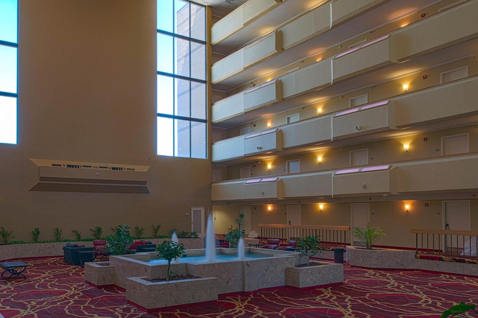 MCM Elegante Hotel & Suites Lubbock photo 5