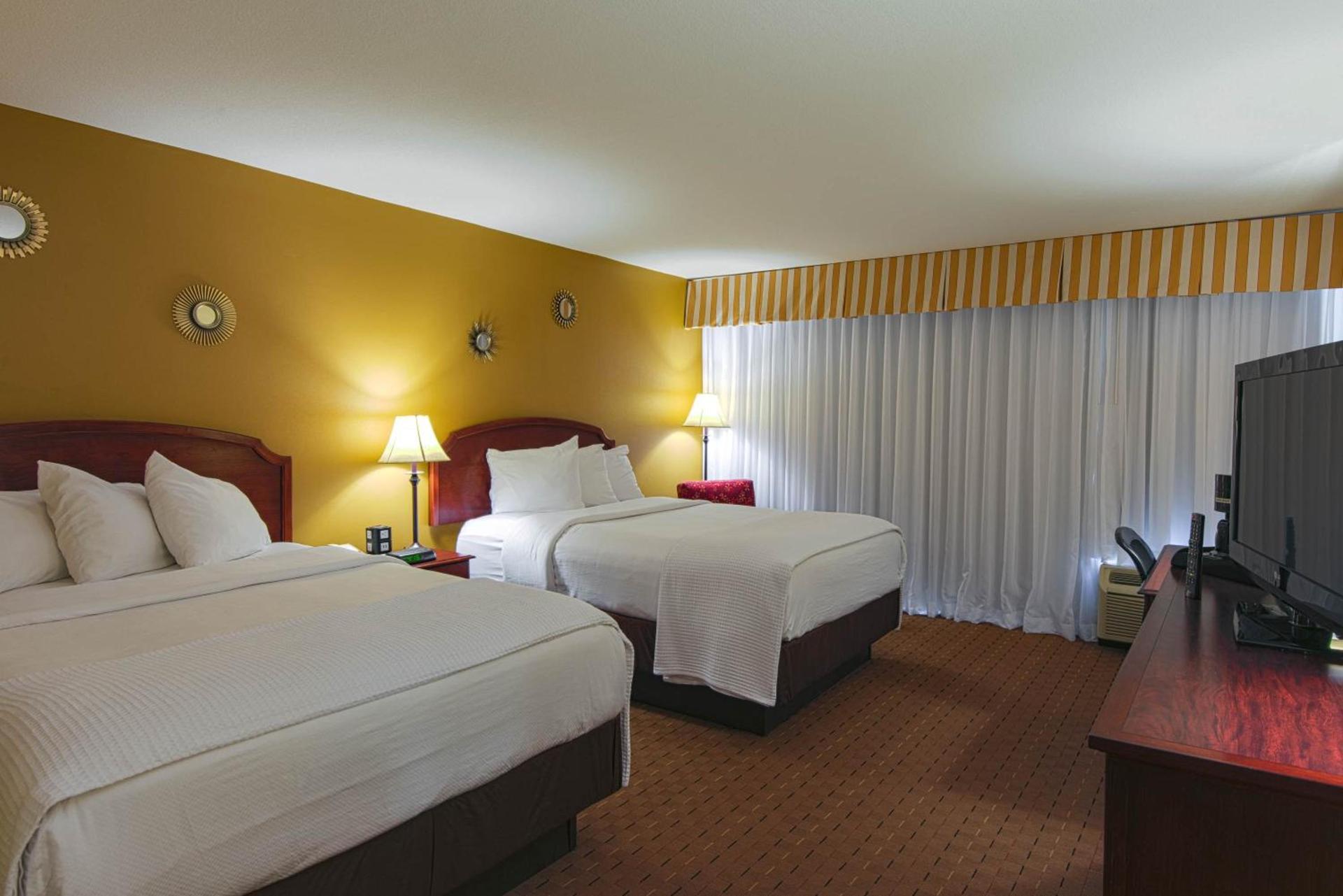 MCM Elegante Hotel & Suites Lubbock photo 2