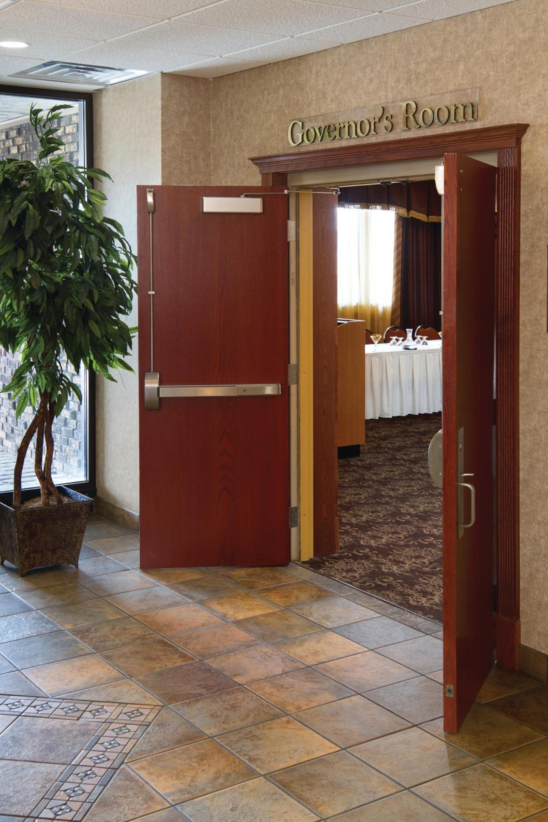 Bismarck Hotel and Conference Center photo 28