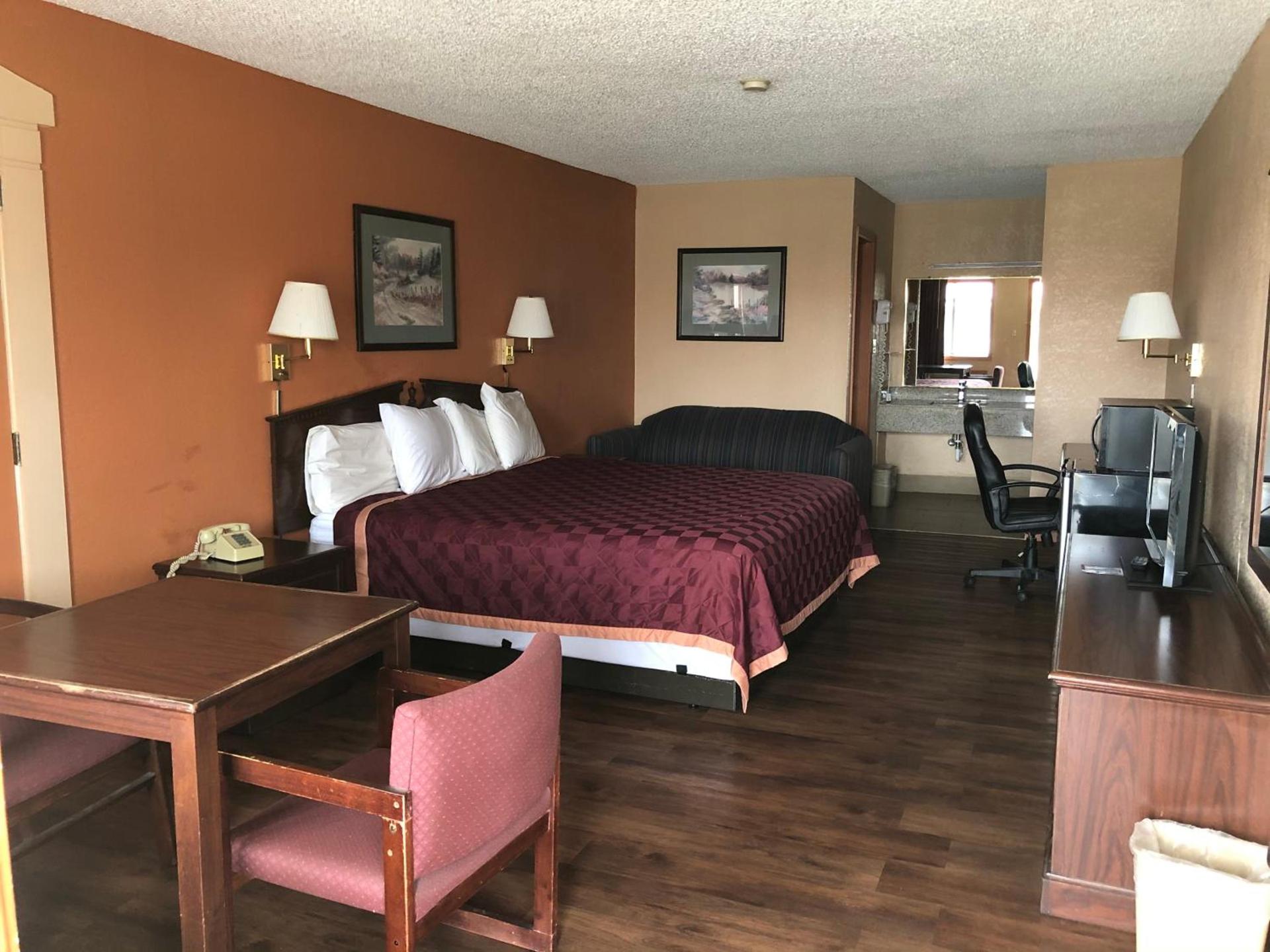 Lone Star Inn photo 17