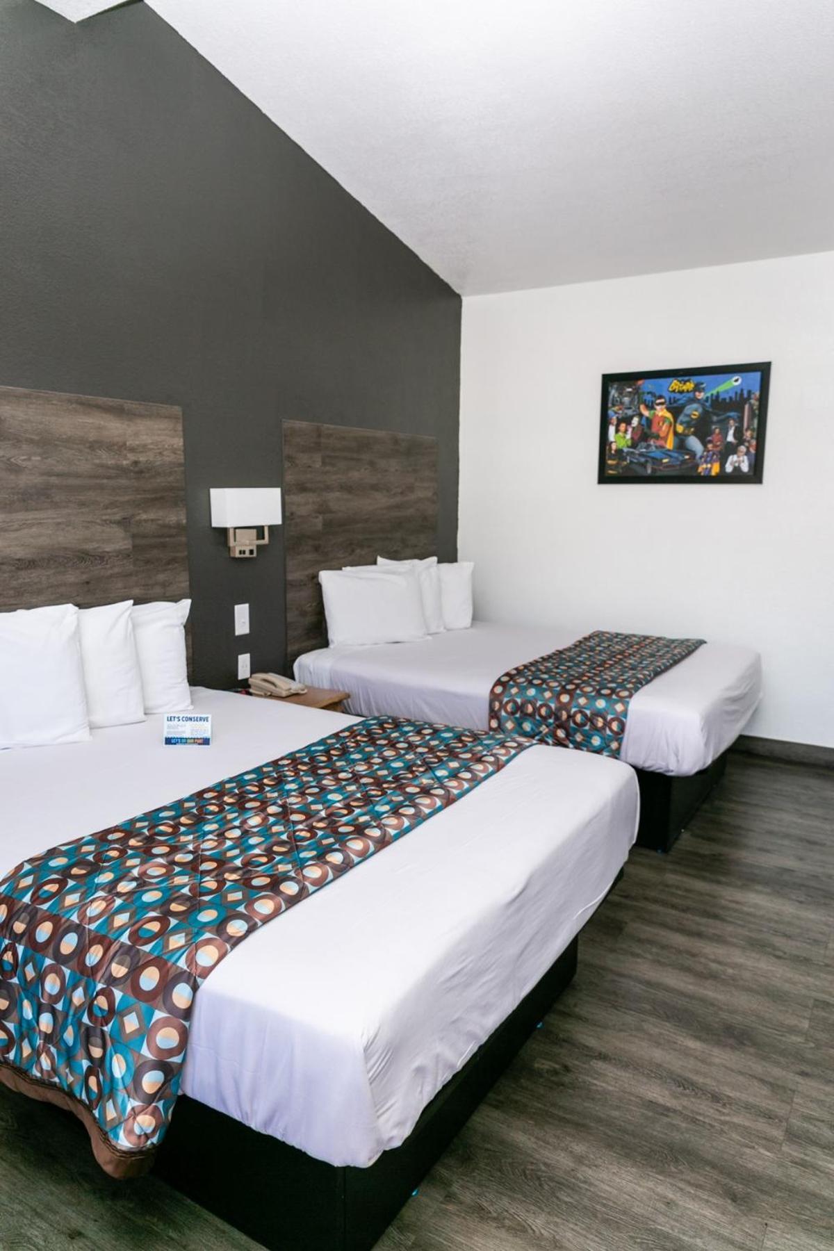 Anaheim Discovery Inn and Suites photo 47