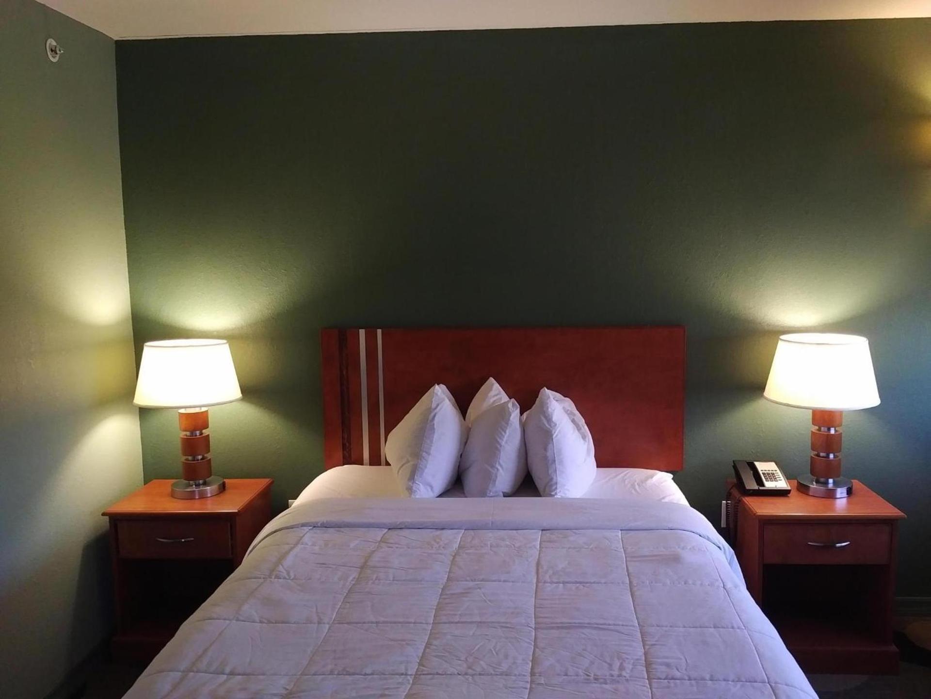 Marble Waters Hotel & Suites, Trademark by Wyndham photo 16