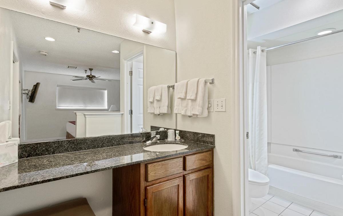 Chase Suite Hotel Rocky Point Tampa photo 7