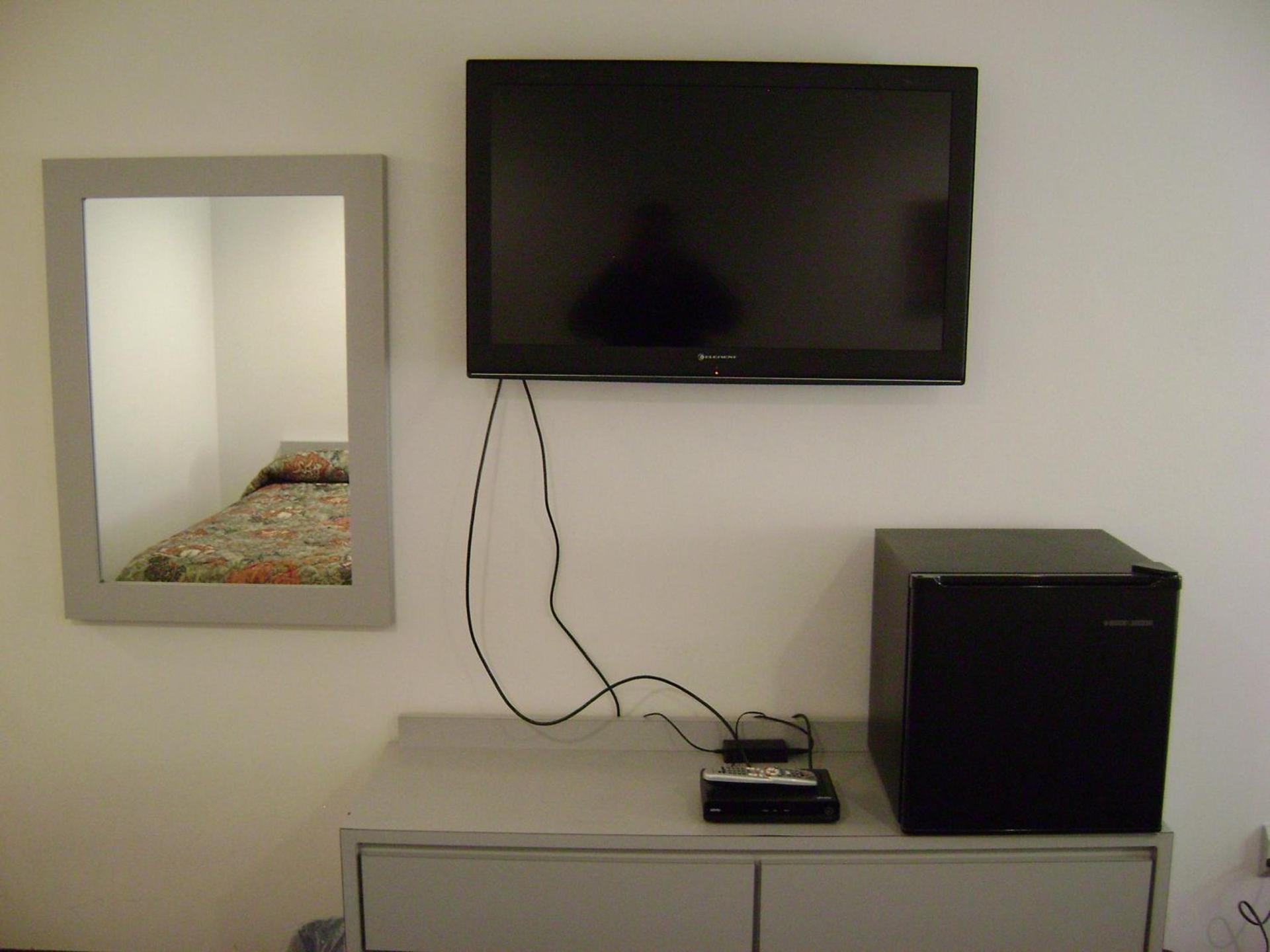 Edgewick Inn photo 18