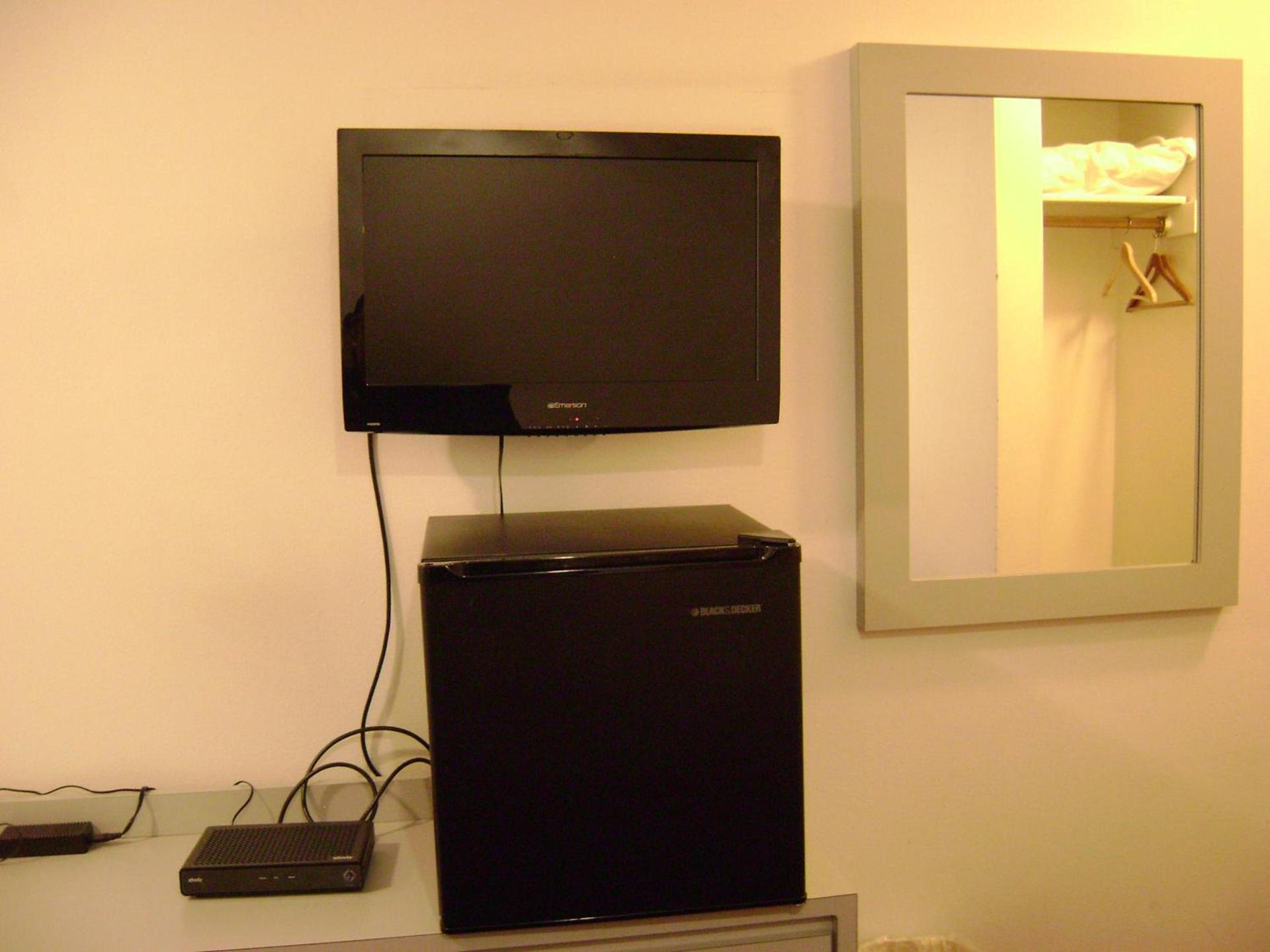 Edgewick Inn photo 16