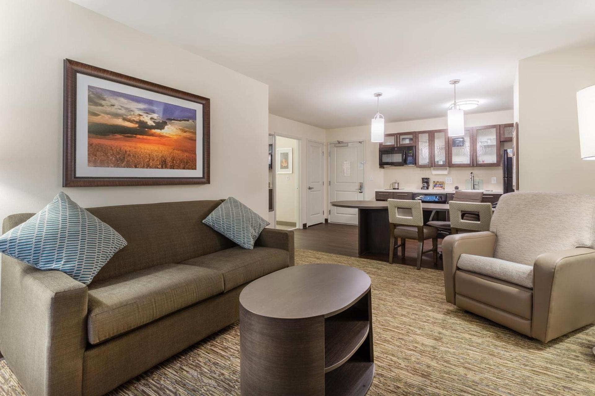 Candlewood Suites - Davenport by IHG photo 16