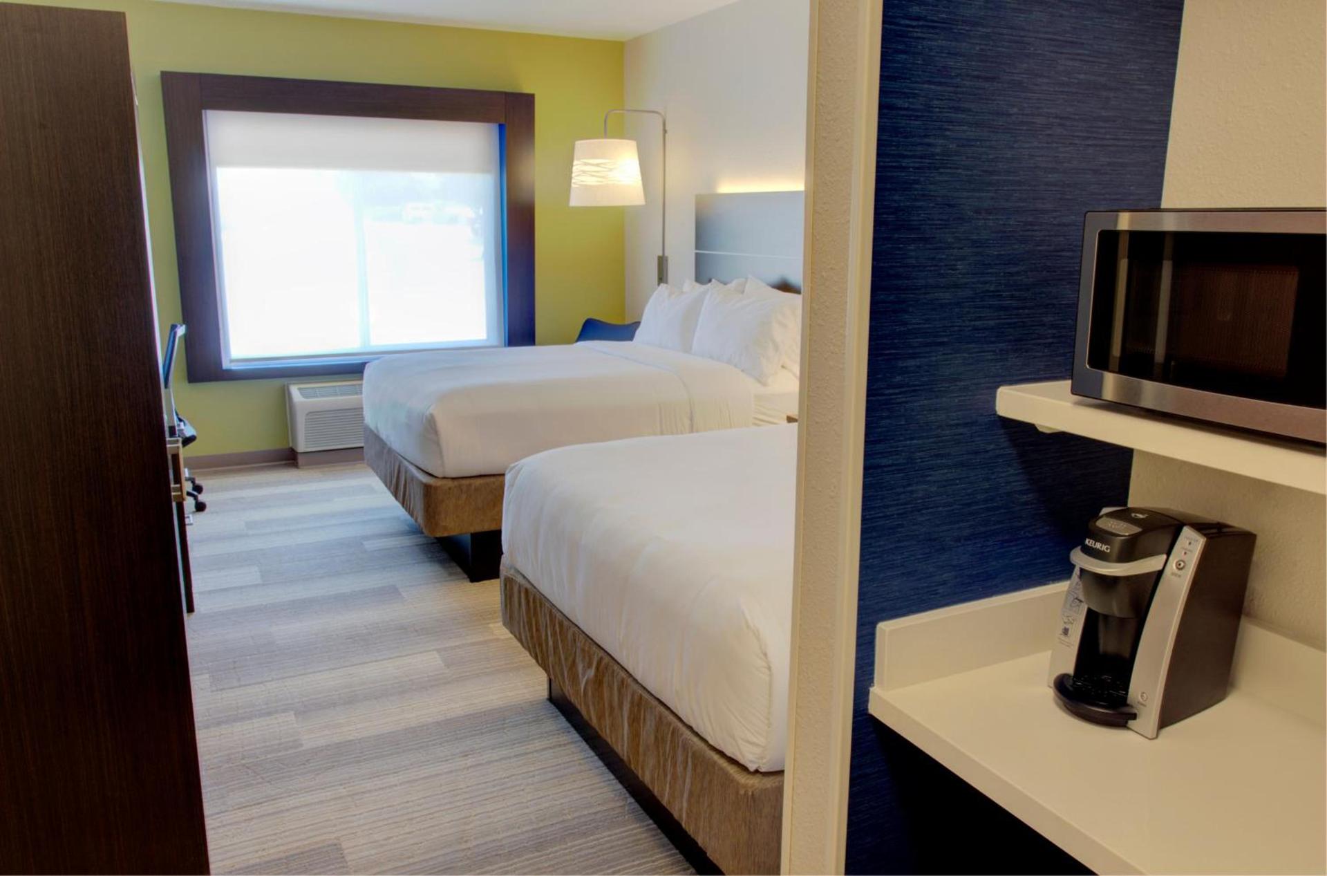 Holiday Inn Express & Suites Le Mars by IHG photo 34