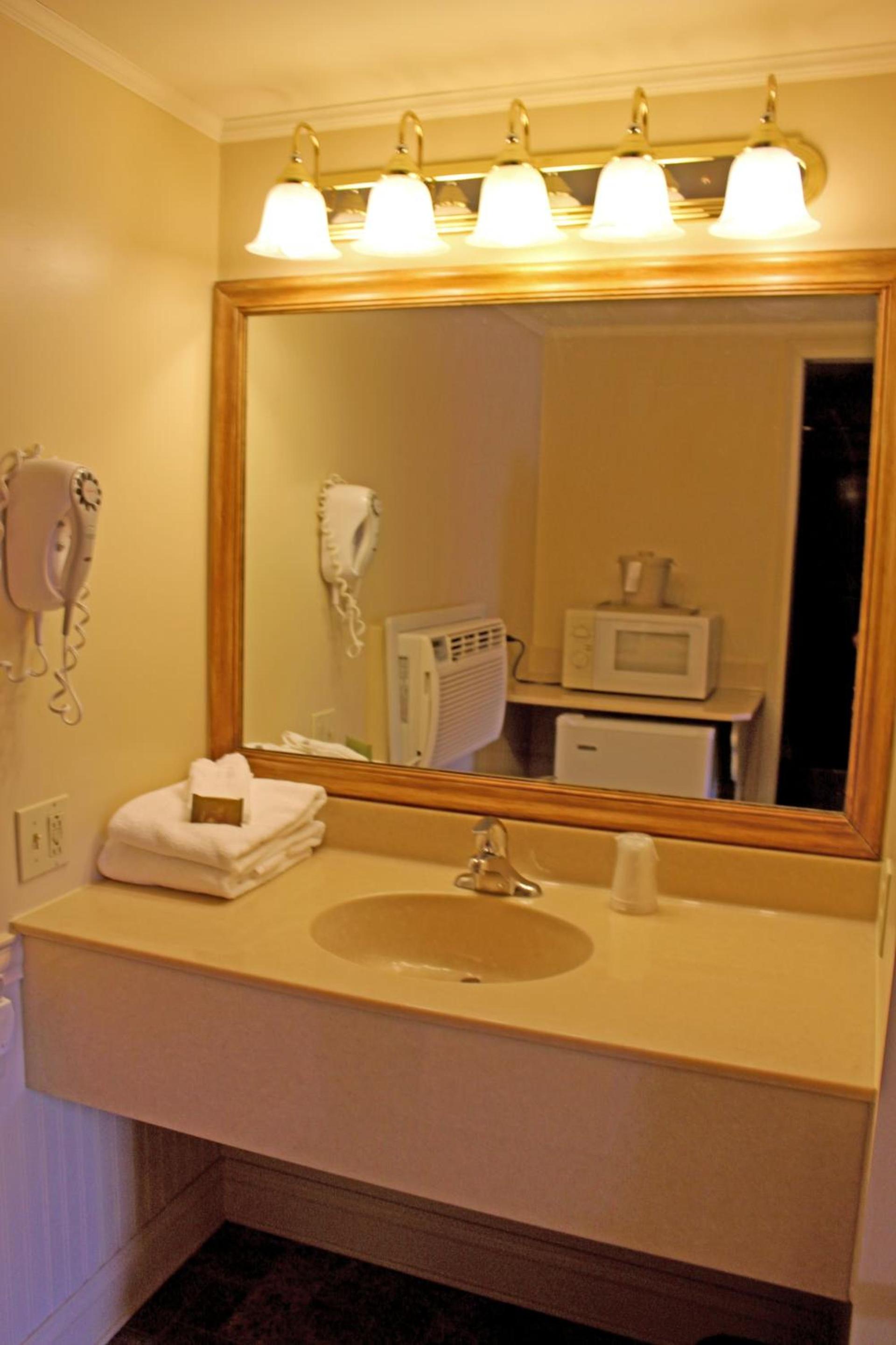 SHERWOOD MOTEL photo 2