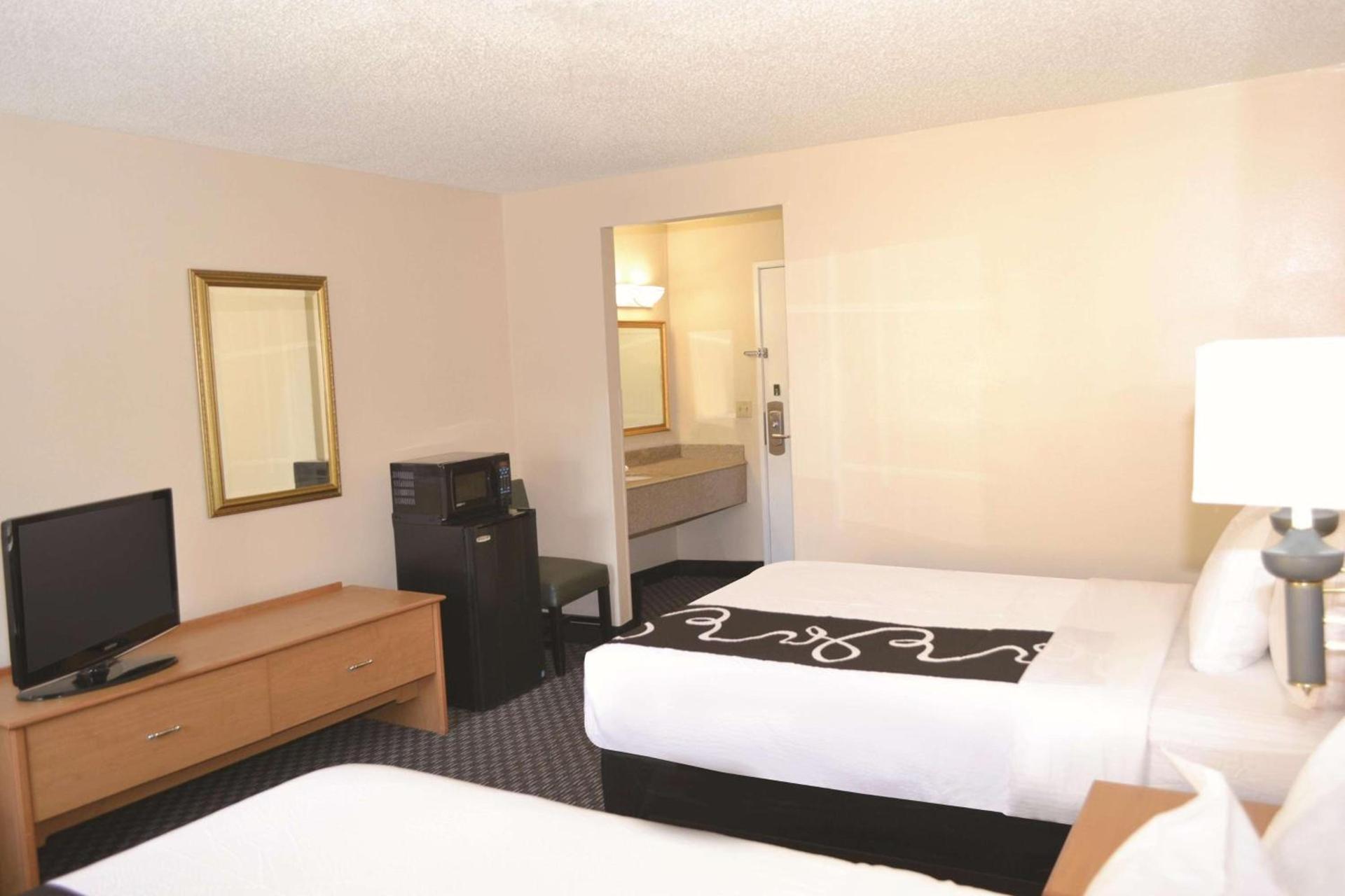 La Quinta by Wyndham Tampa Fairgrounds - Casino photo 36