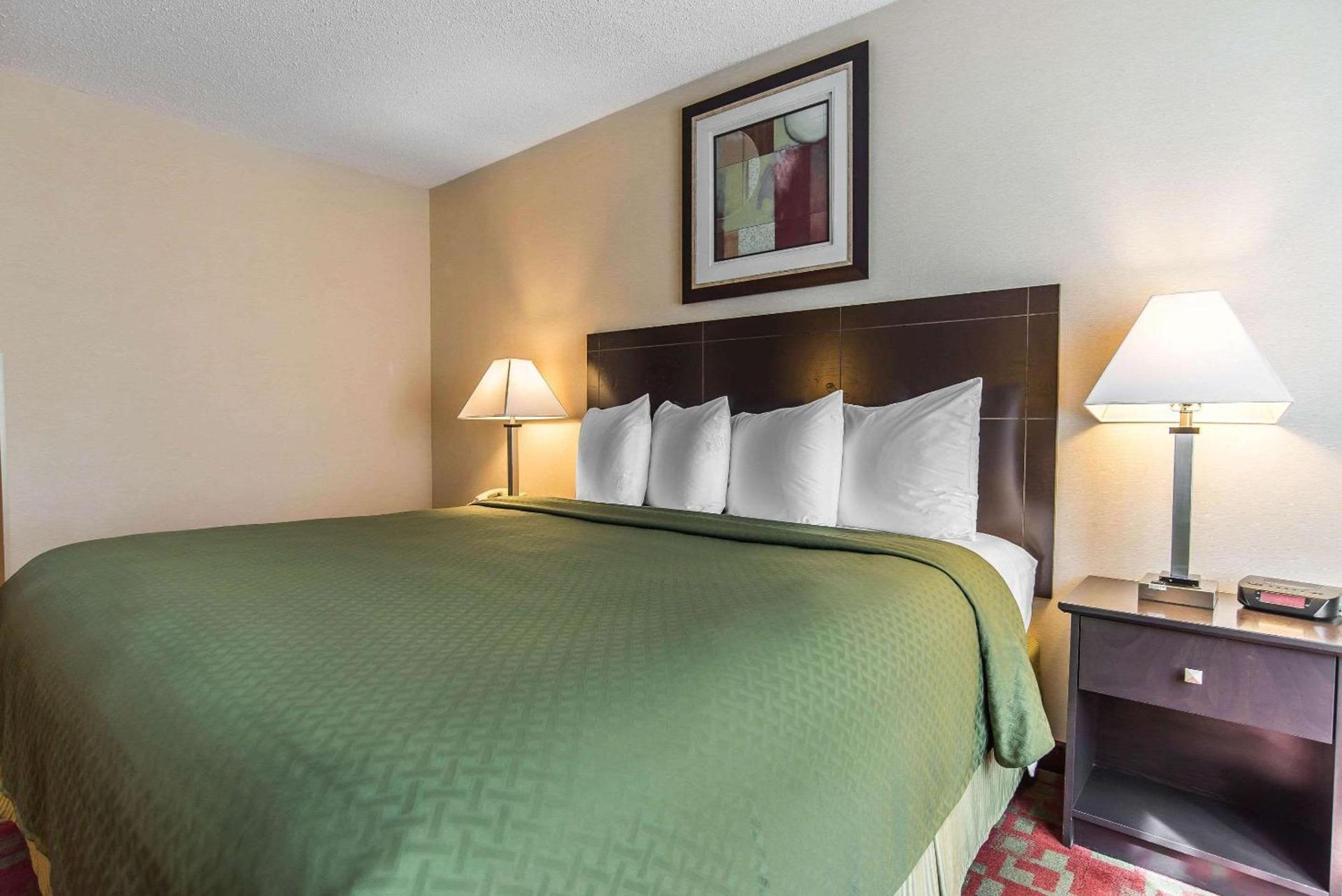 Quality Inn Shelburne - Burlington photo 21