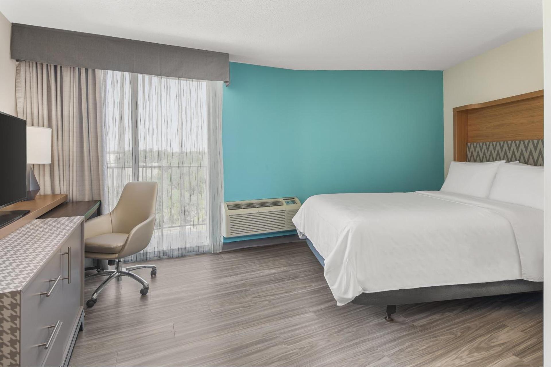 Holiday Inn Charleston-Riverview by IHG photo 38