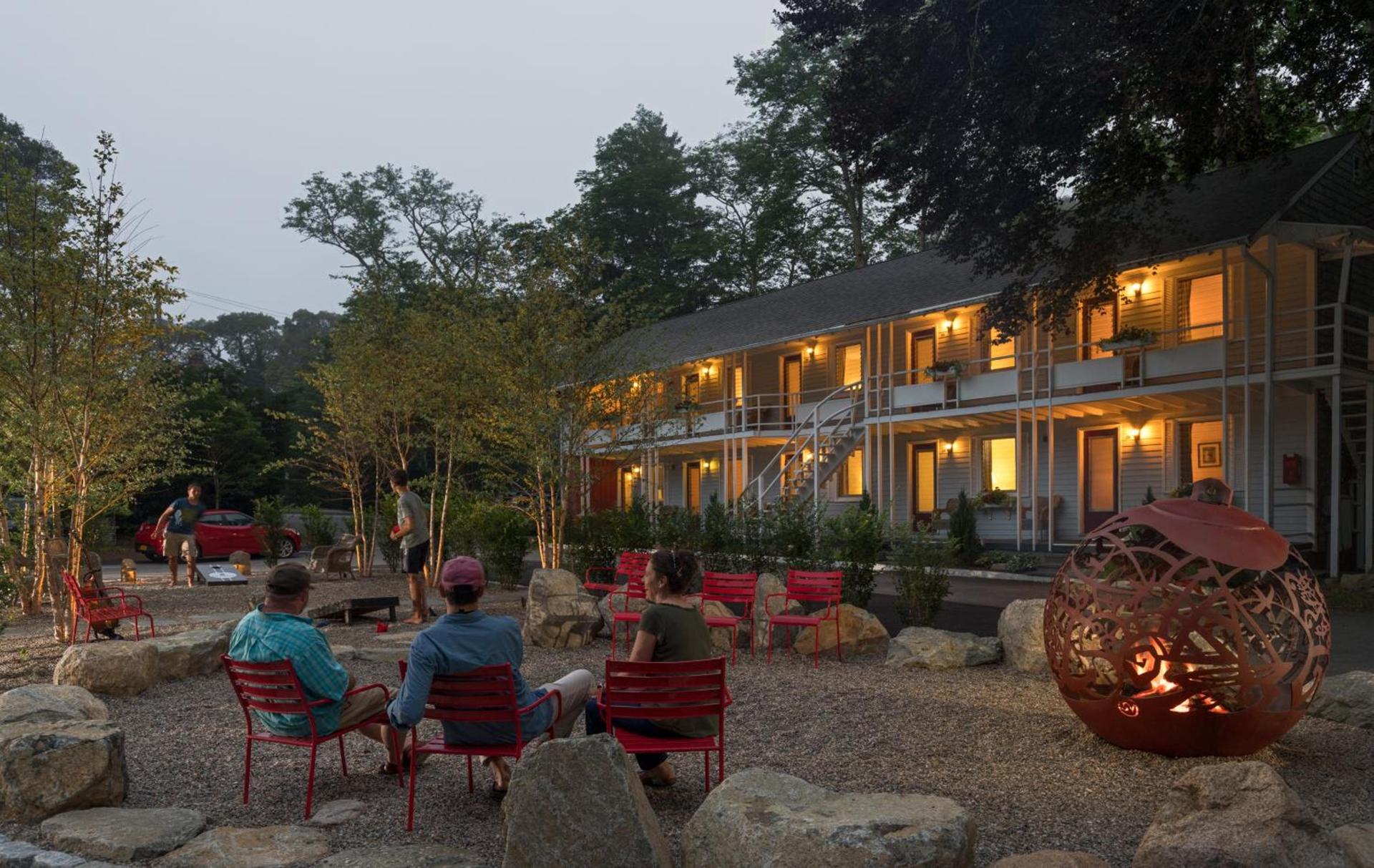 Treehouse Lodge photo 26