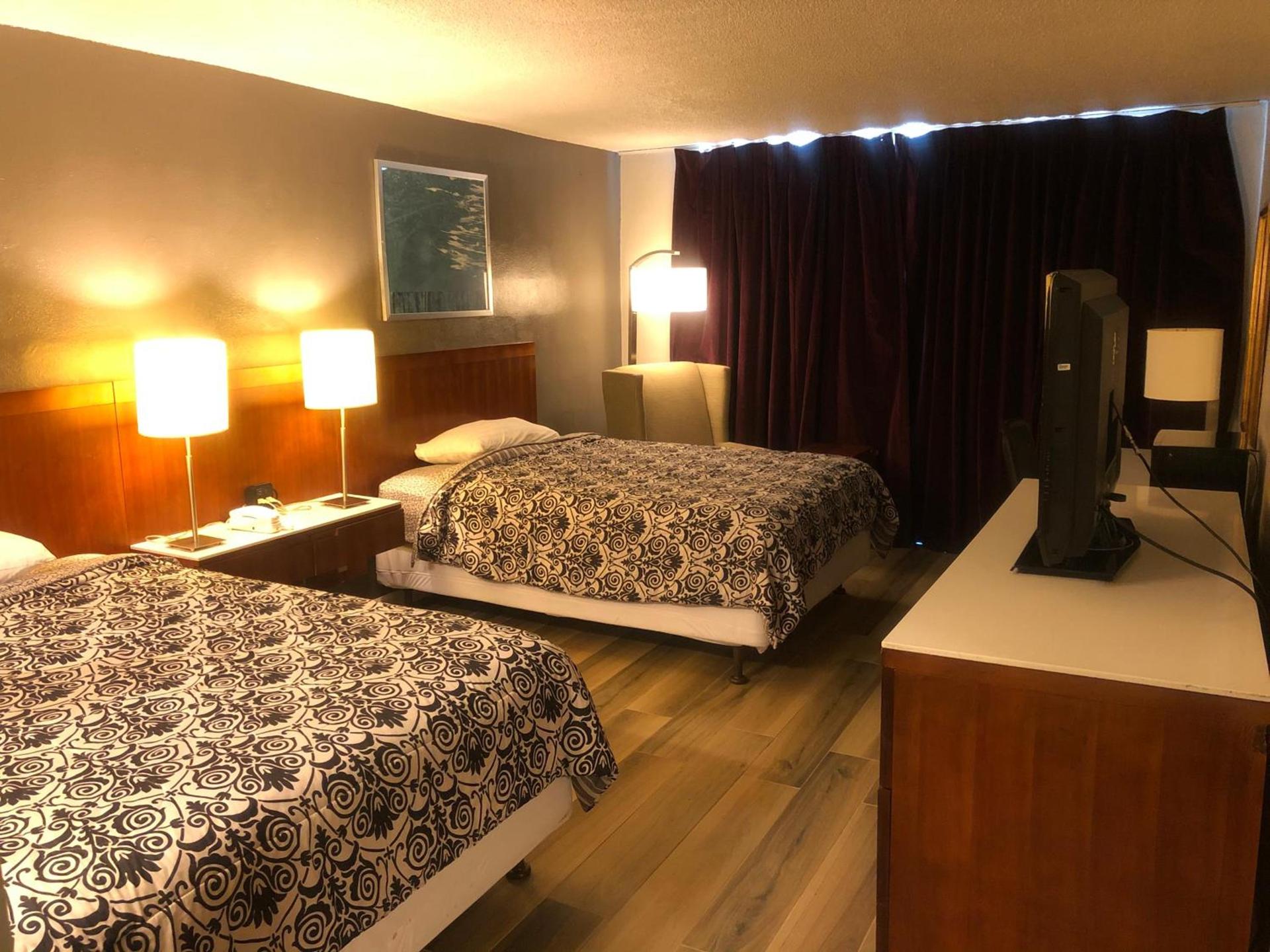 Western Inn photo 22