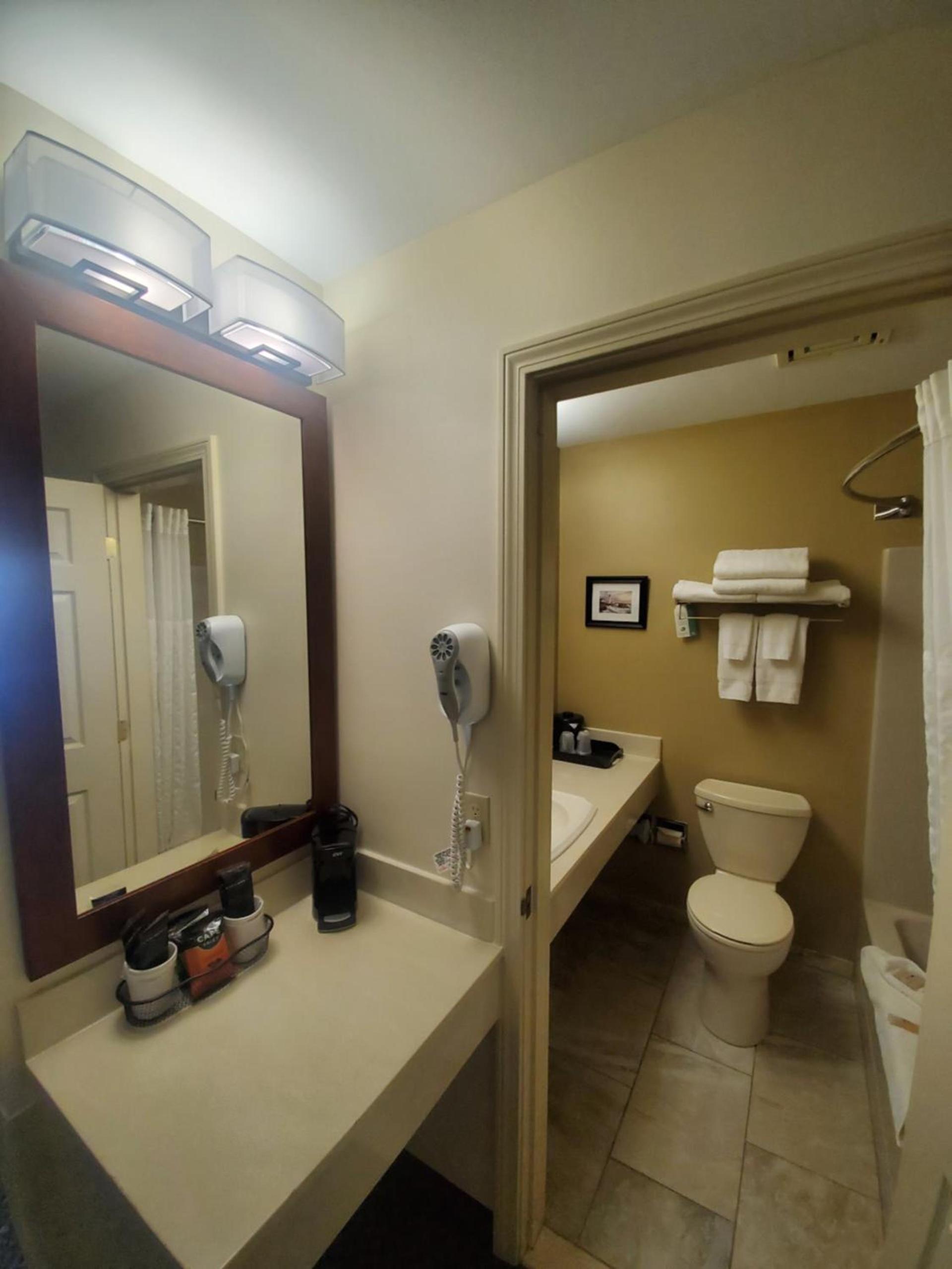 Country Inn at the Mall photo 11