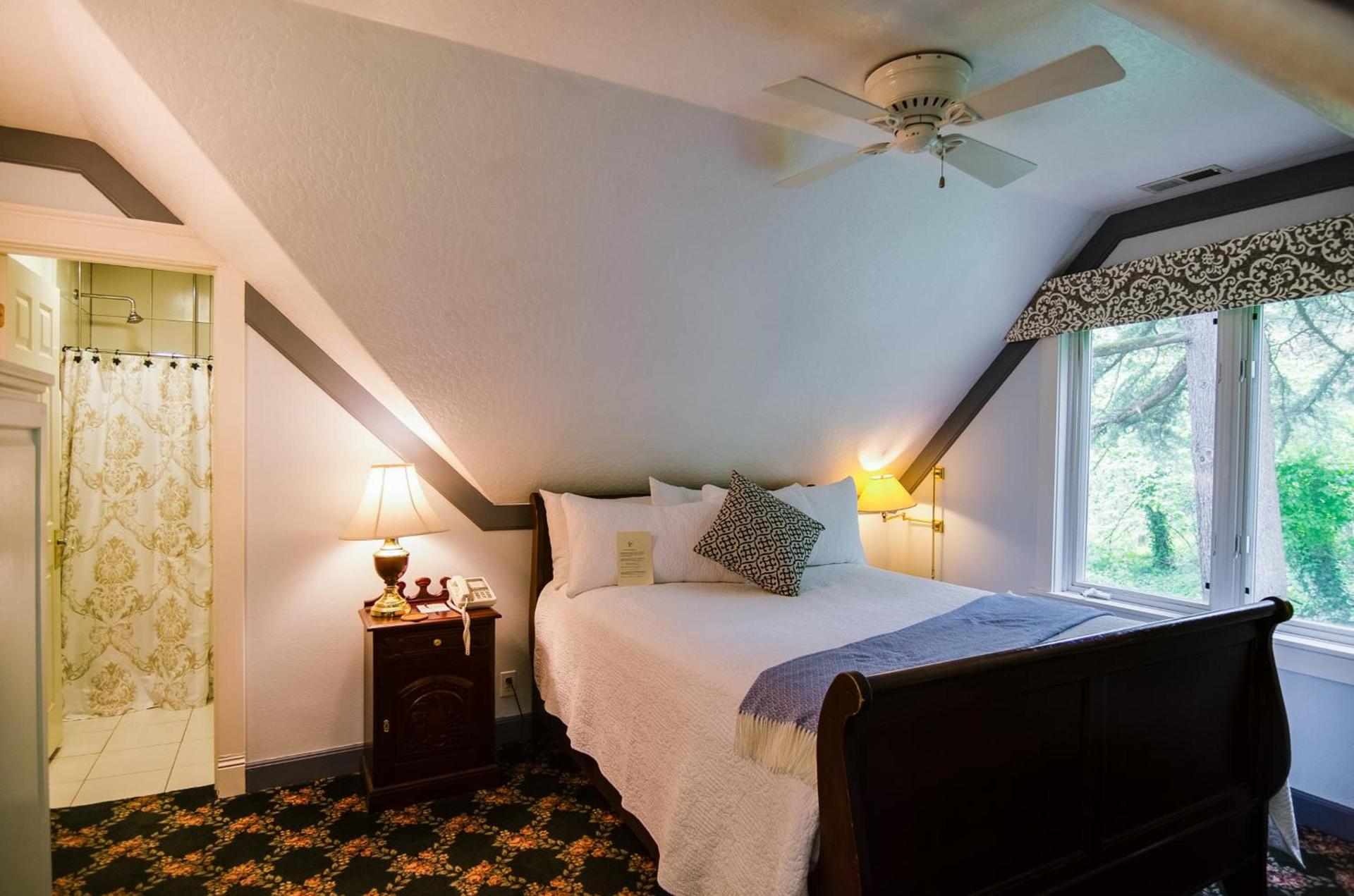 The Campbell House Inn photo 81