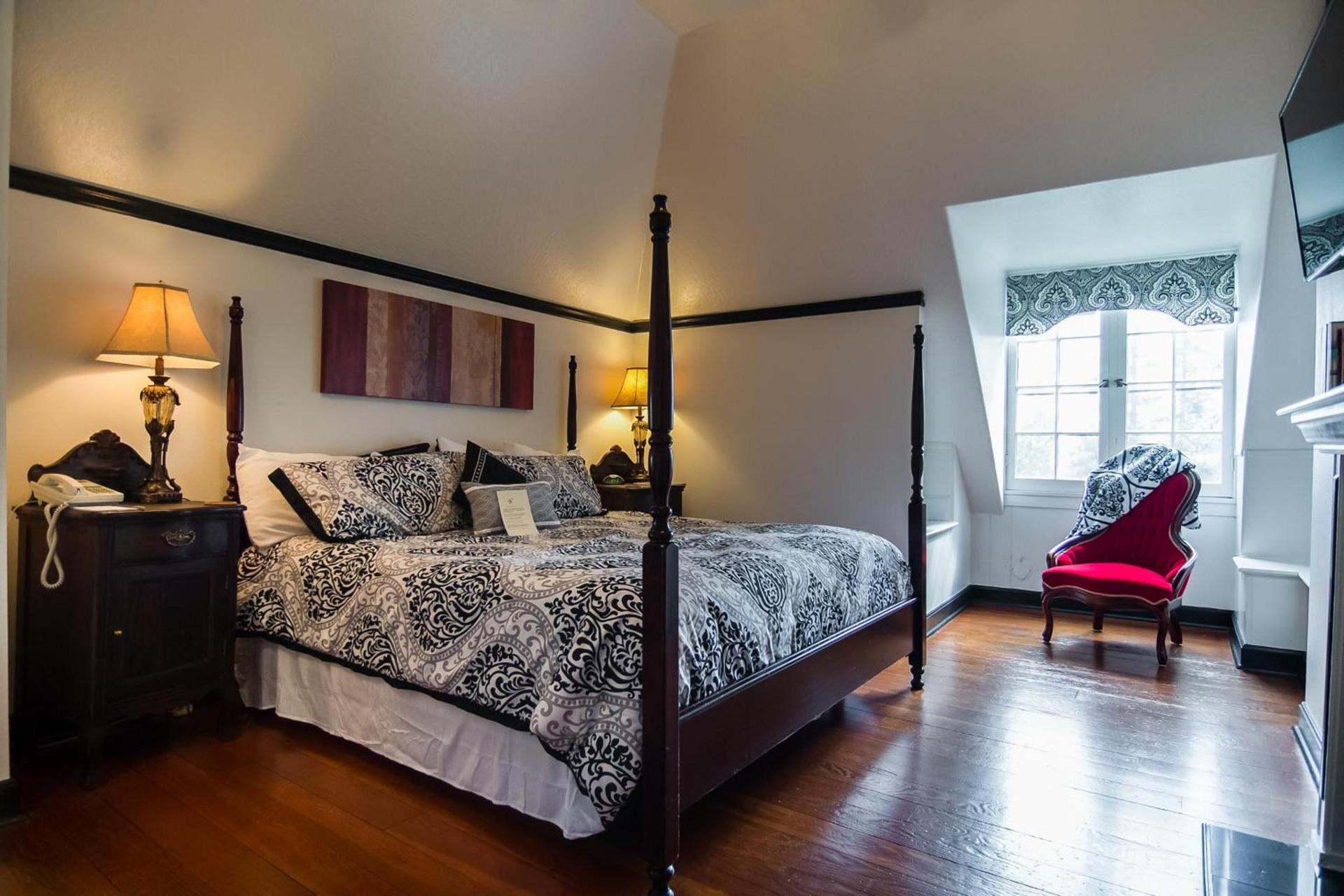 The Campbell House Inn photo 76