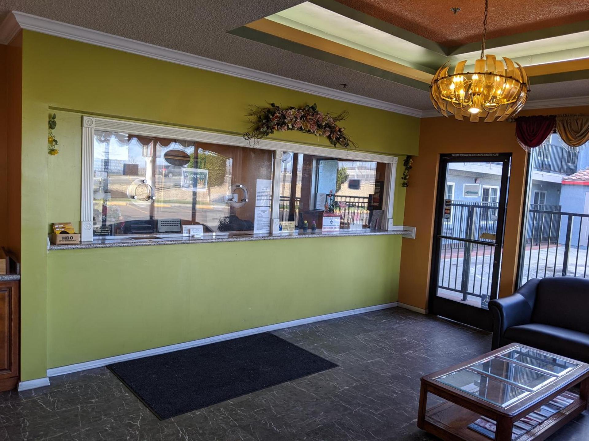 Passport Inn & Suites photo 4