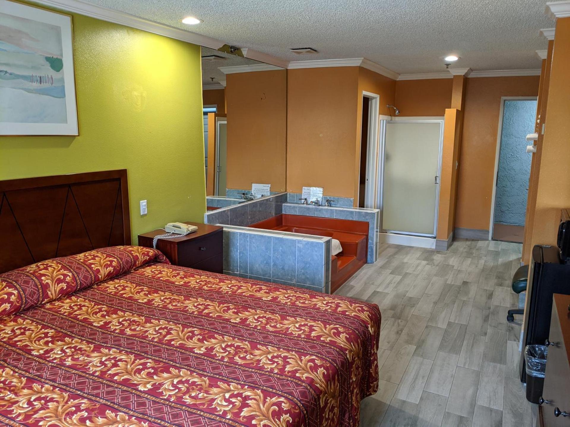 Passport Inn & Suites photo 3