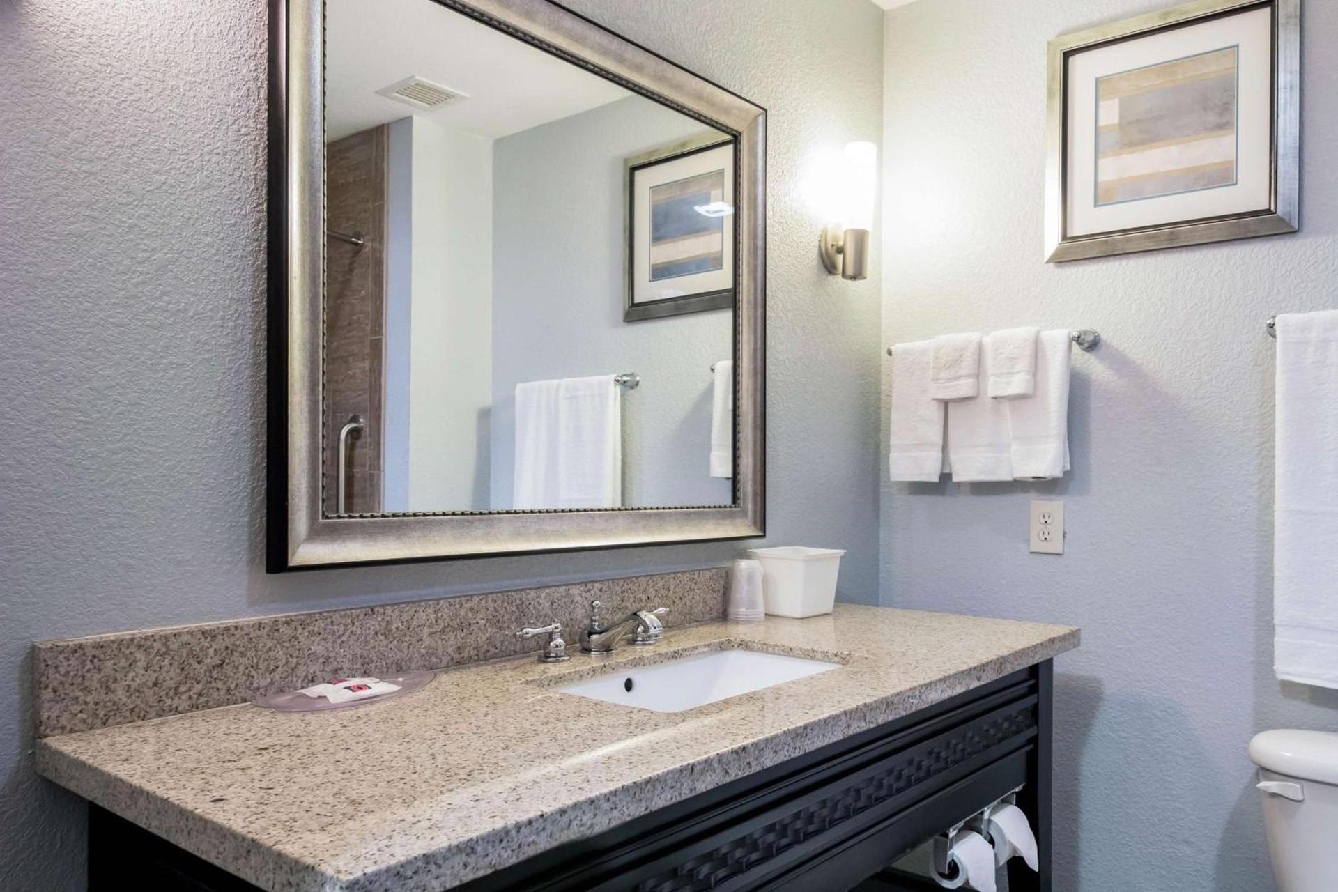 Baymont by Wyndham Mineral Wells photo 17