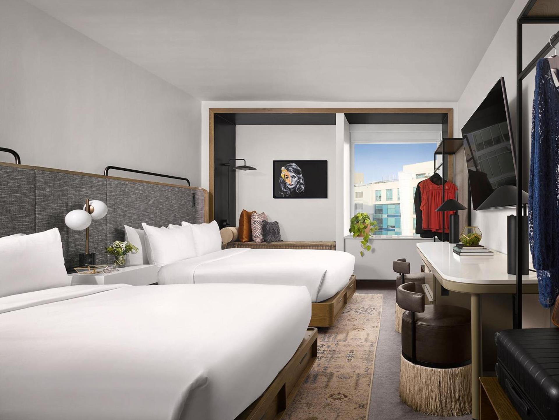 Vignette Collection Yours Truly DC by IHG photo 45