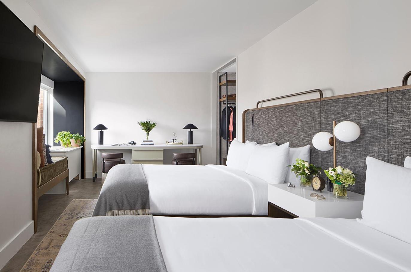 Vignette Collection Yours Truly DC by IHG photo 16