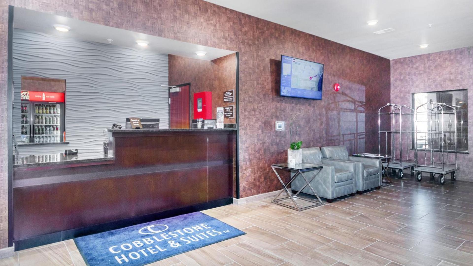 Cobblestone Hotel & Suites - Janesville photo 42