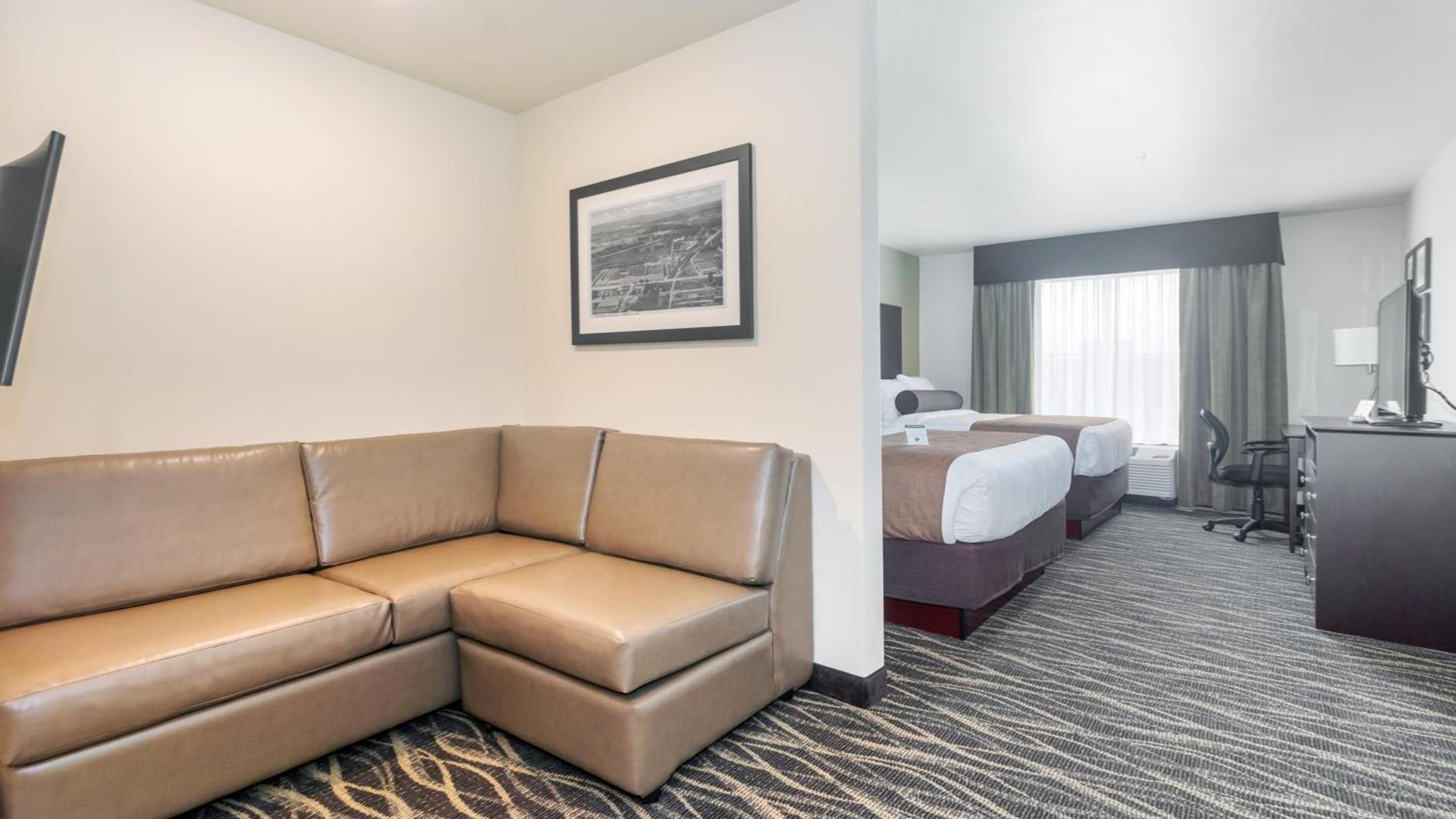 Cobblestone Hotel & Suites - Janesville photo 30