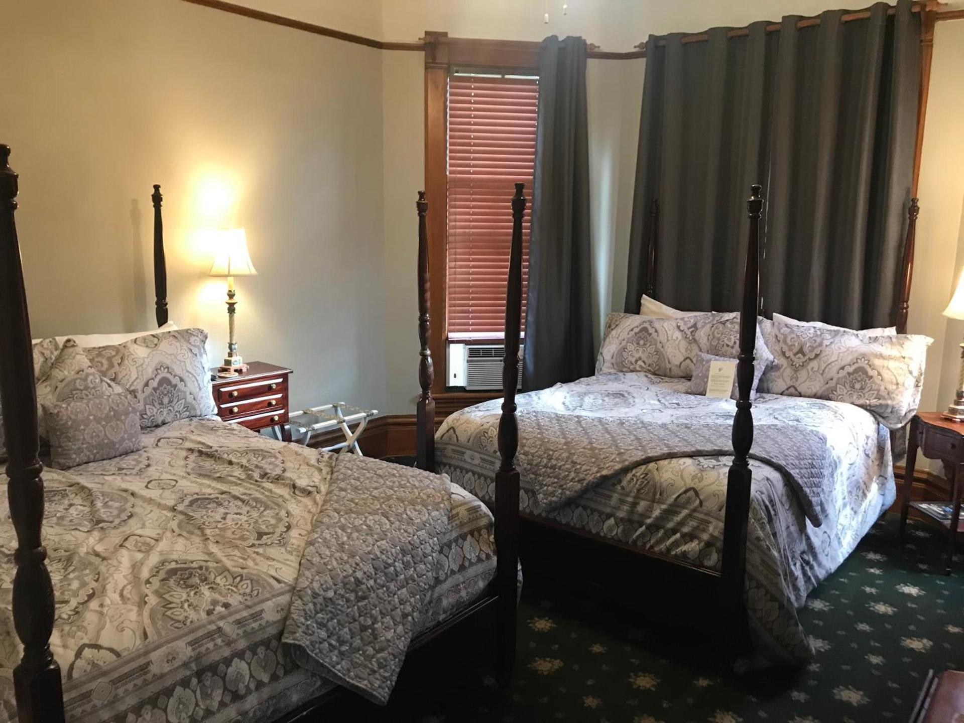 The Campbell House Inn photo 13