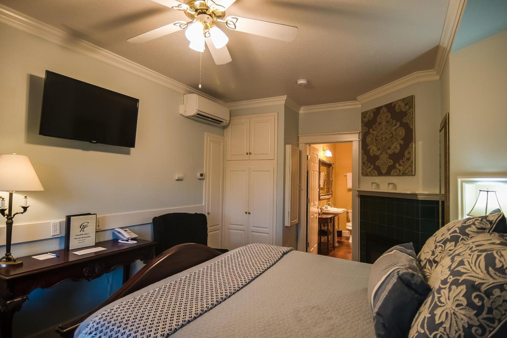 The Campbell House Inn photo 5
