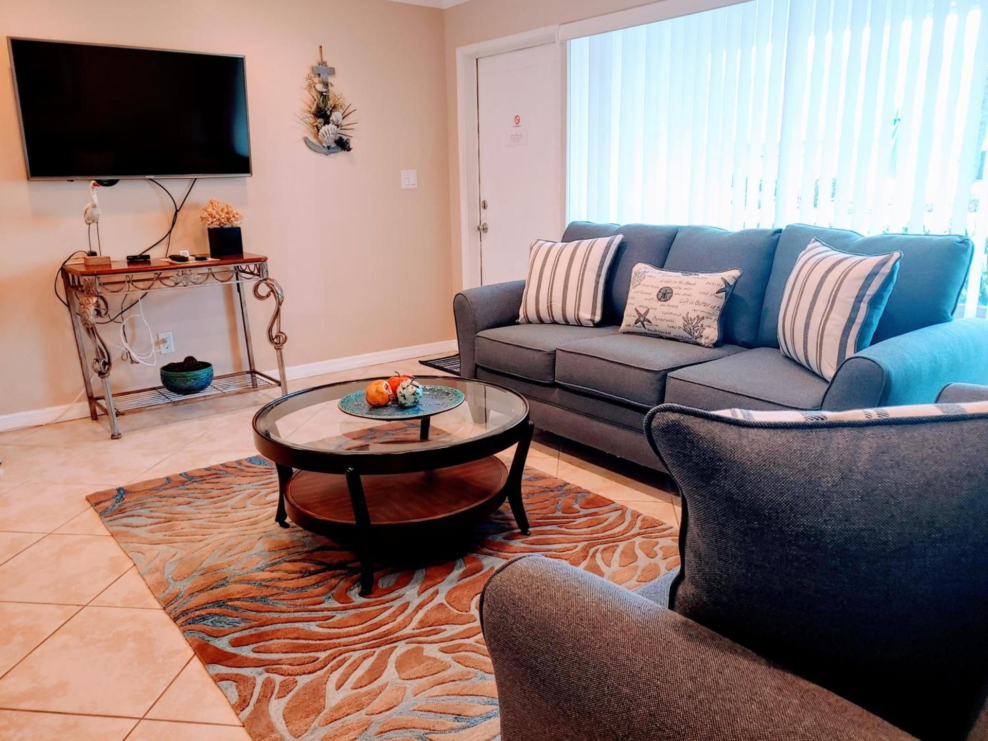Sunrise Ocean Suites photo 87